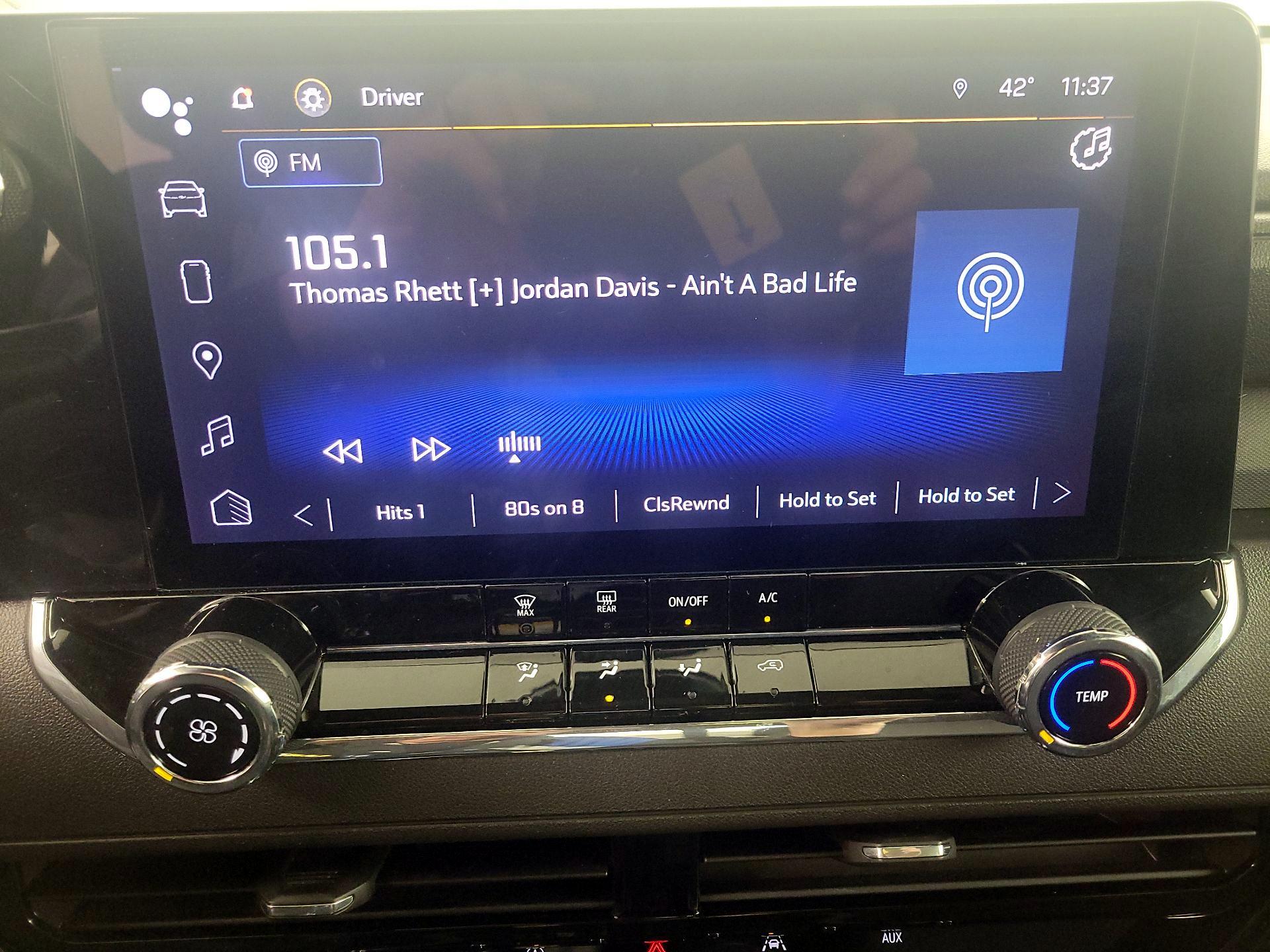 Thumbnail: 2023 Chevrolet Colorado - 16