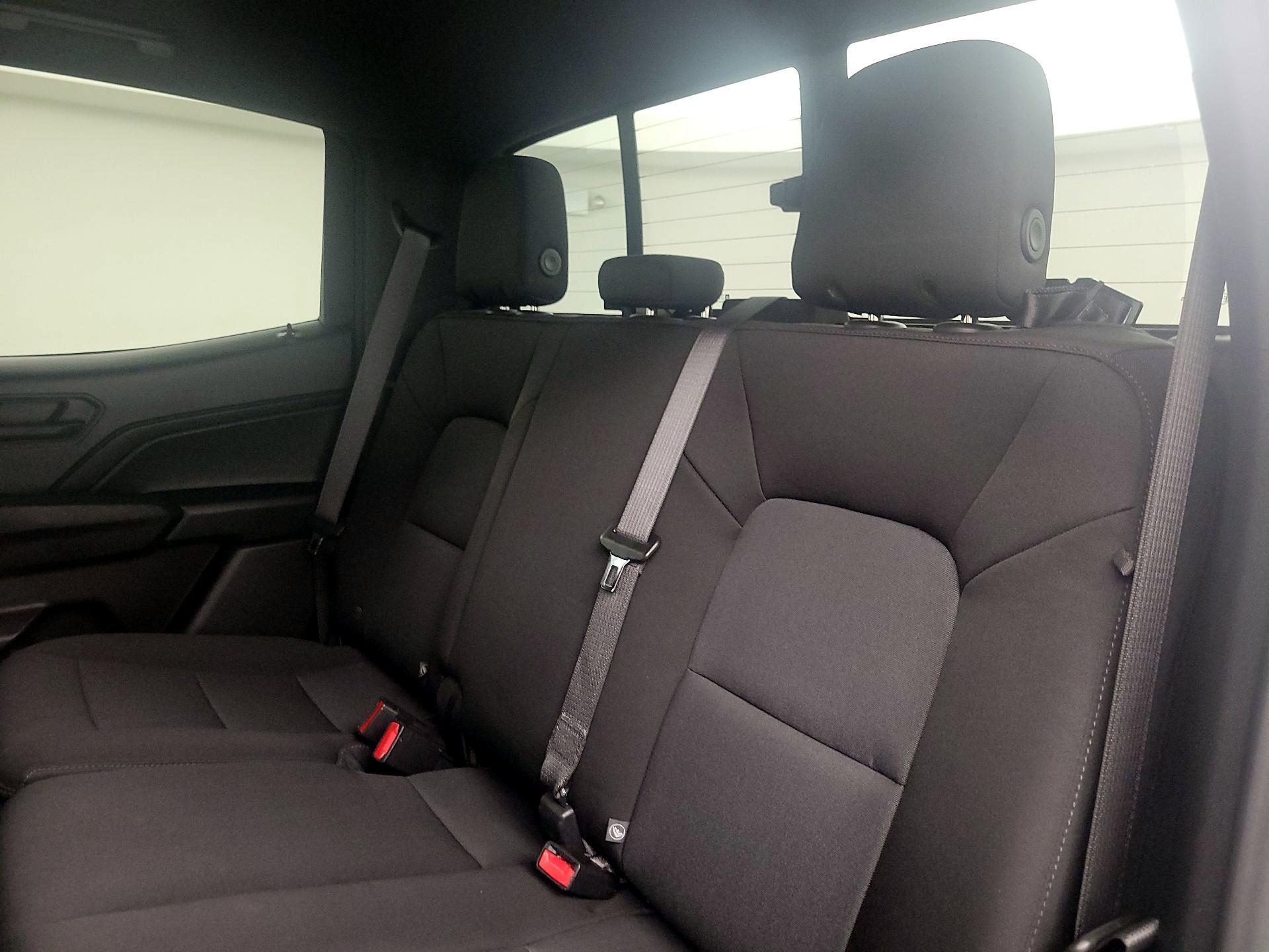 Thumbnail: 2023 Chevrolet Colorado - 20