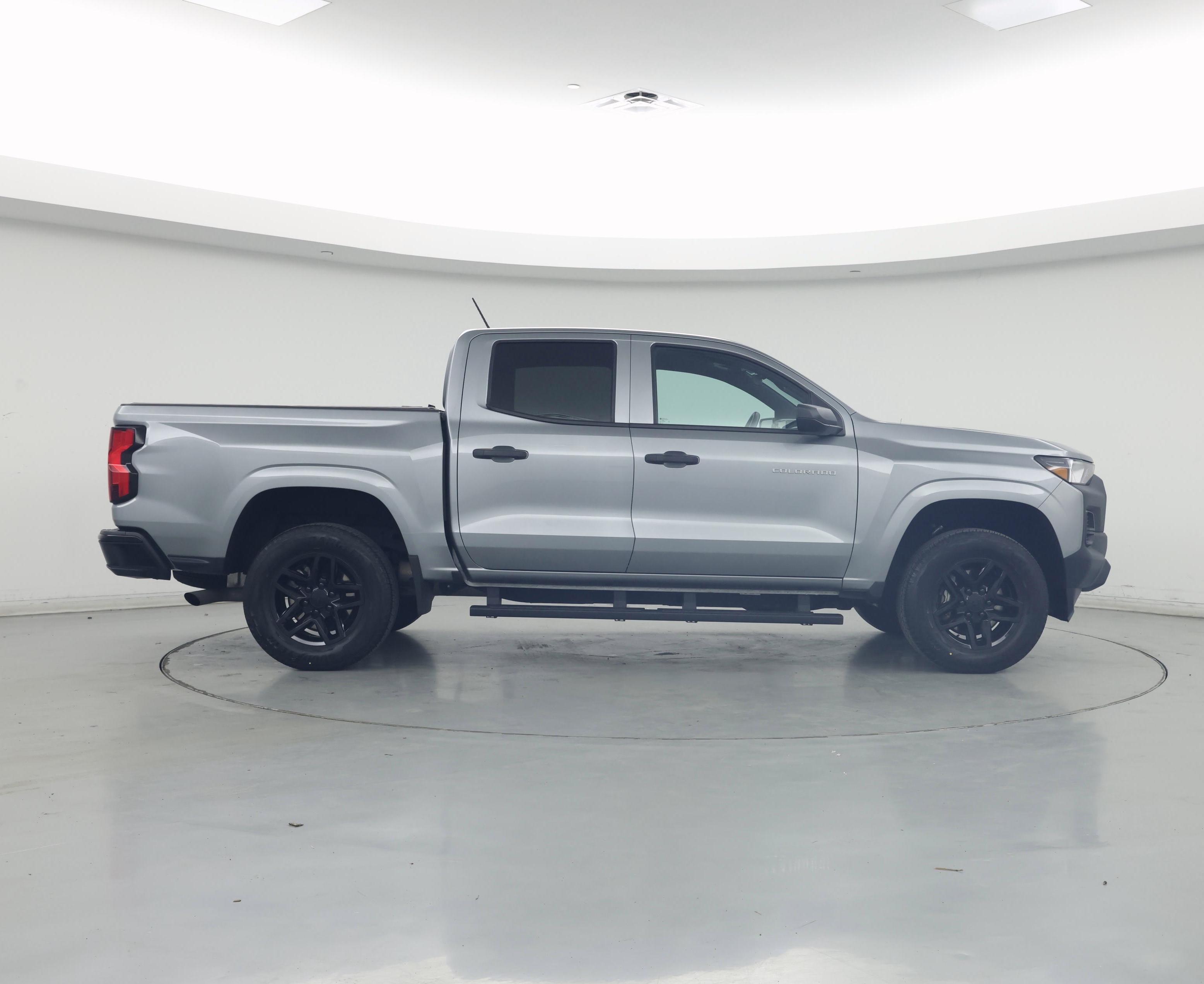 Thumbnail: 2023 Chevrolet Colorado - 7