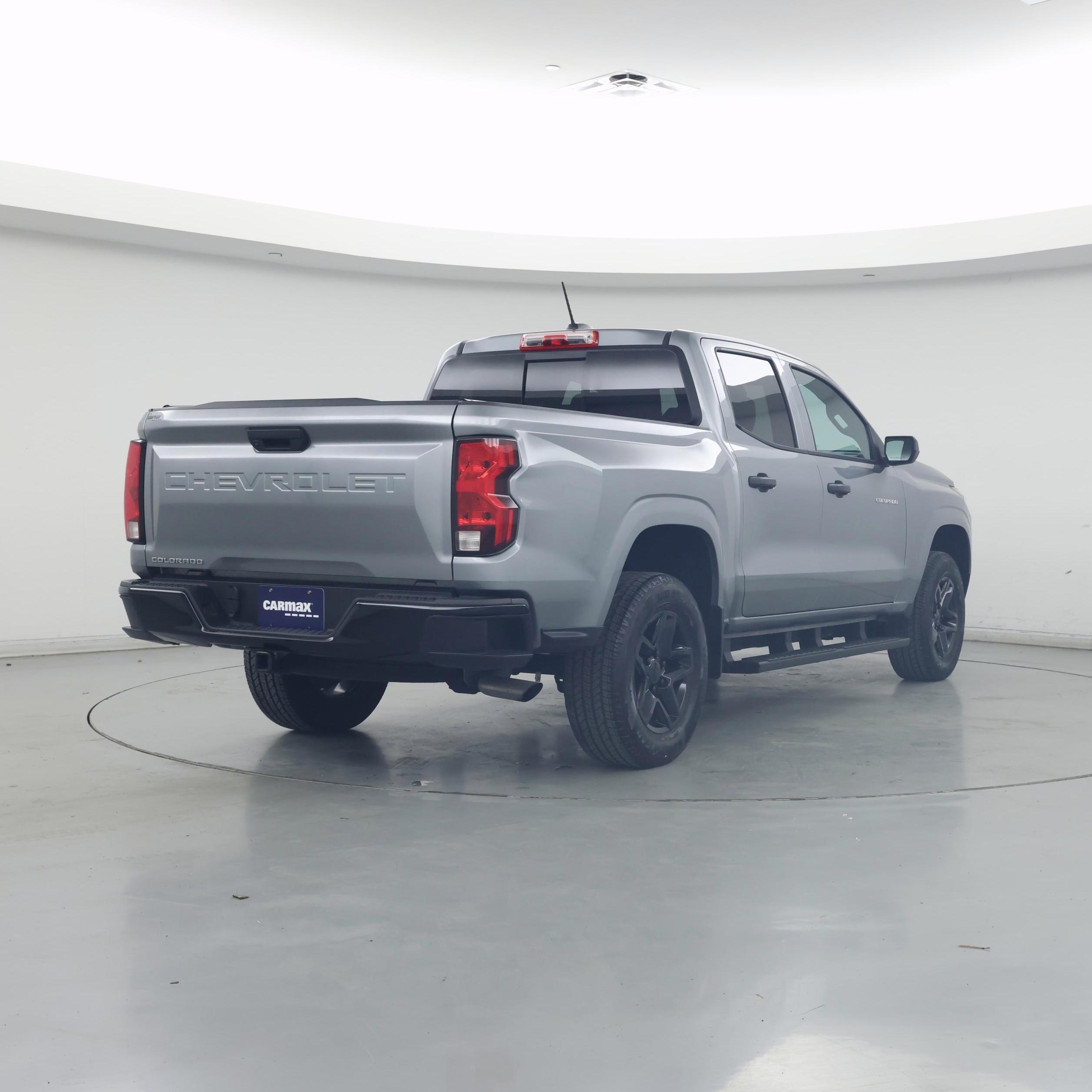 Thumbnail: 2023 Chevrolet Colorado - 8