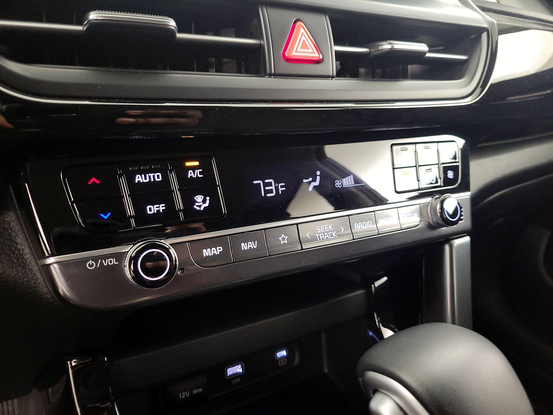 Thumbnail: 2024 Kia Seltos - 17