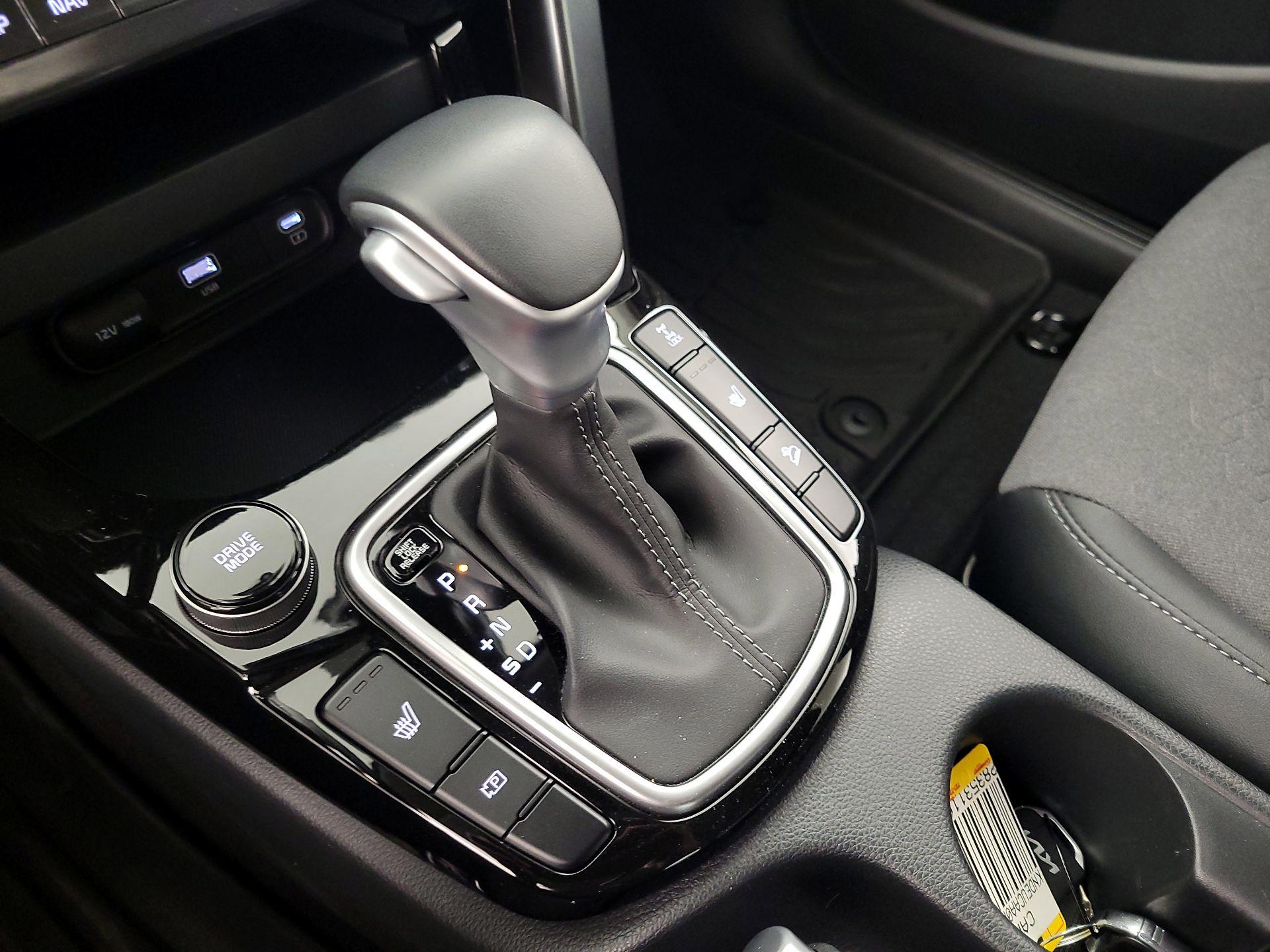 Thumbnail: 2024 Kia Seltos - 18