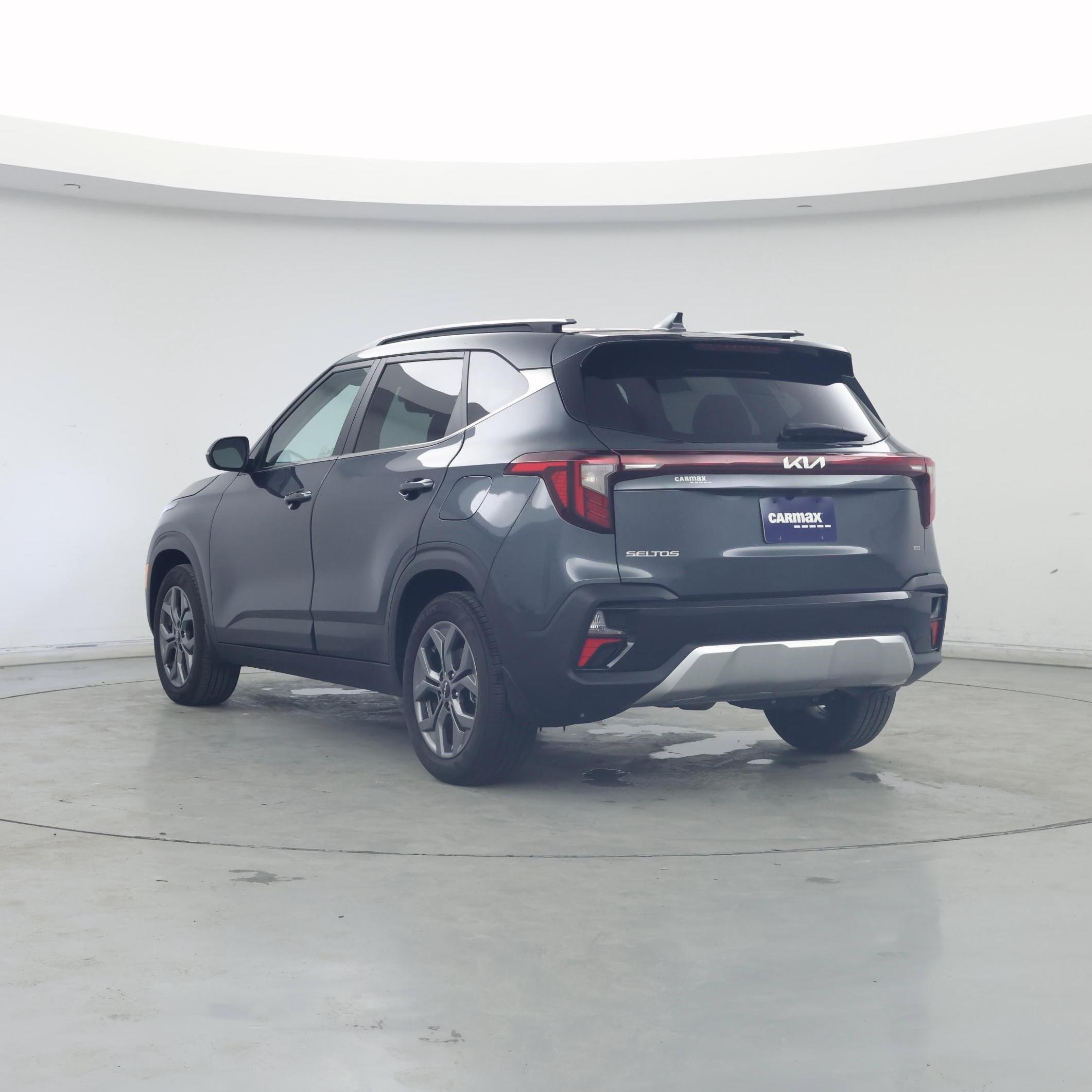 Thumbnail: 2024 Kia Seltos - 2