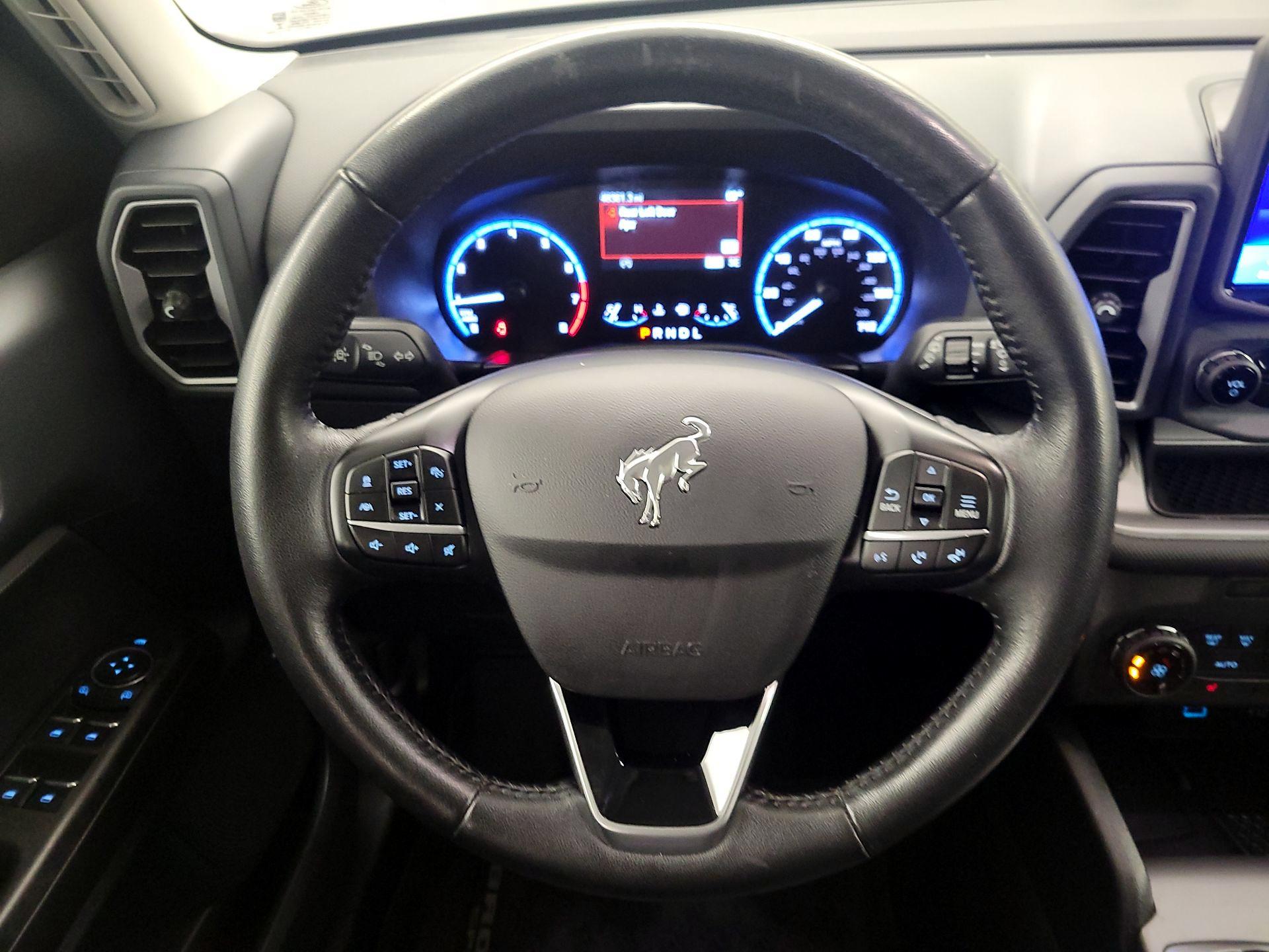 Thumbnail: 2022 Ford Bronco Sport - 10