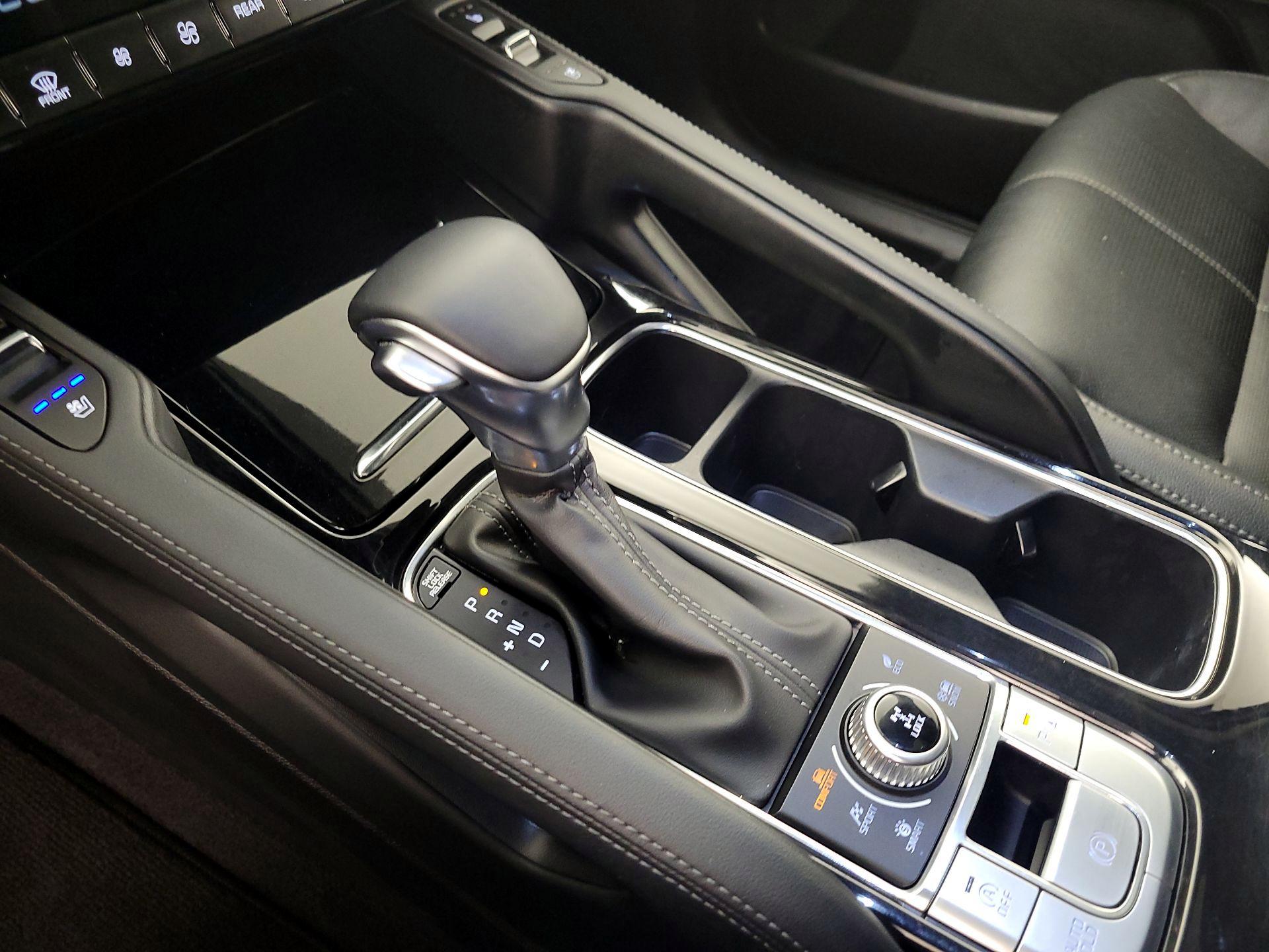 Thumbnail: 2023 Kia Telluride - 18