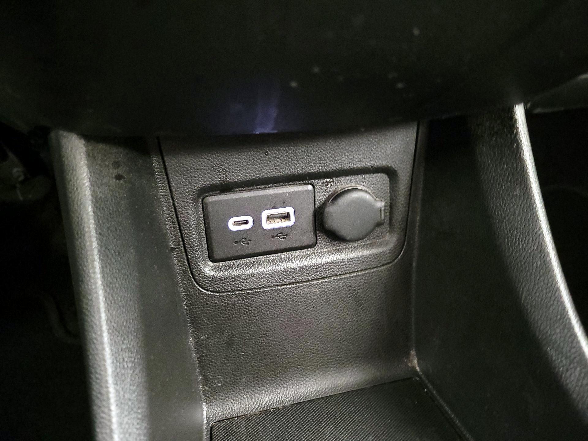 Thumbnail: 2019 Chevrolet Spark - 18