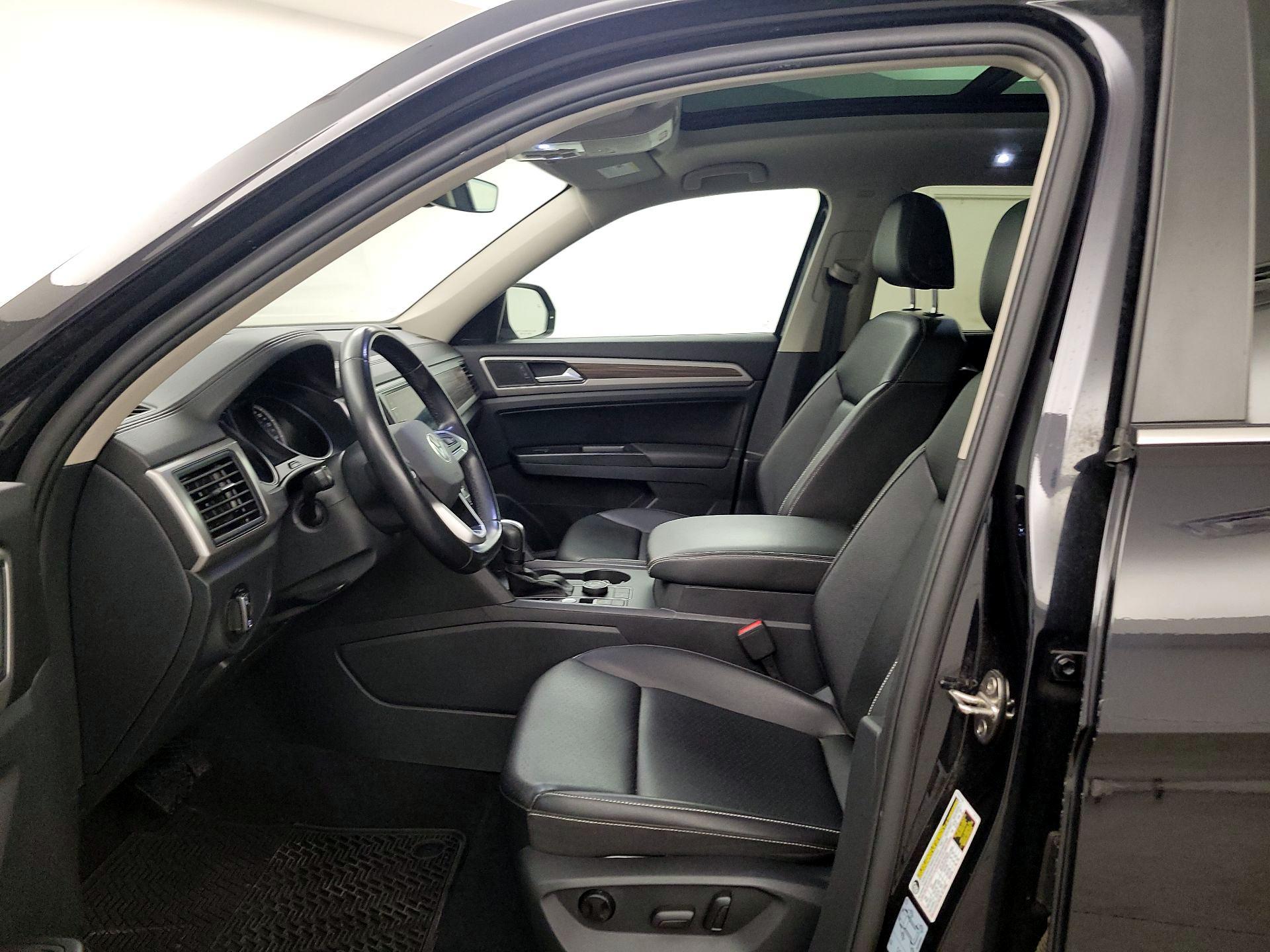 Thumbnail: 2021 Volkswagen Atlas - 11