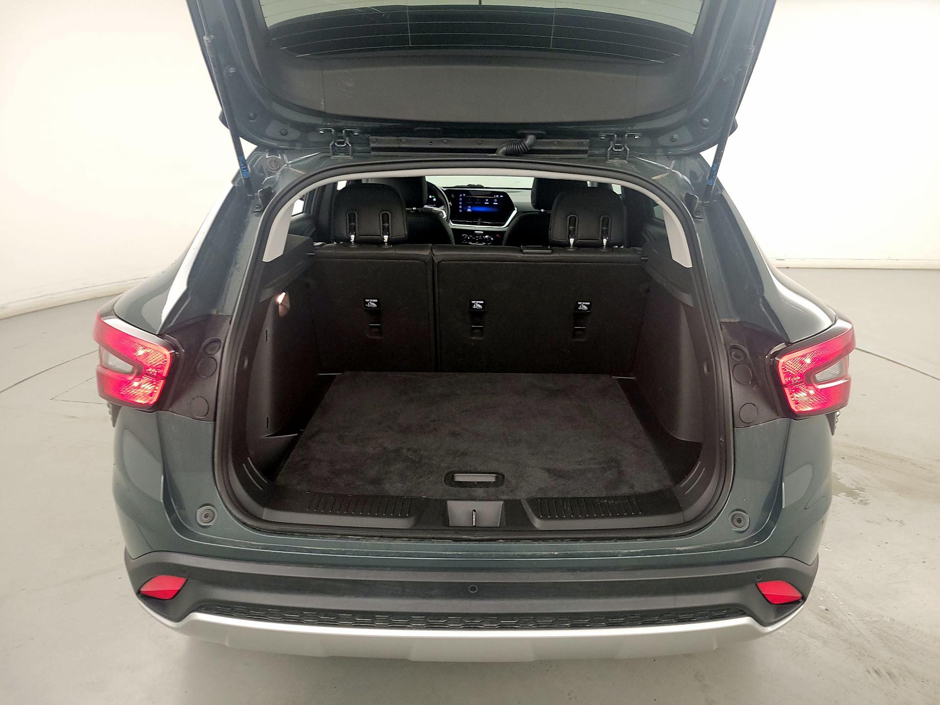 Thumbnail: 2025 Chevrolet Trax - 20