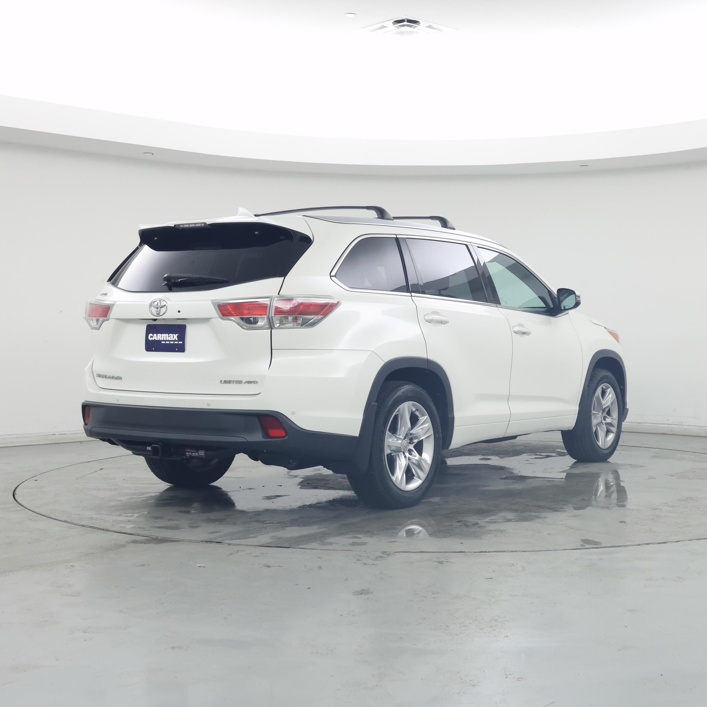 Thumbnail: 2014 Toyota Highlander - 8