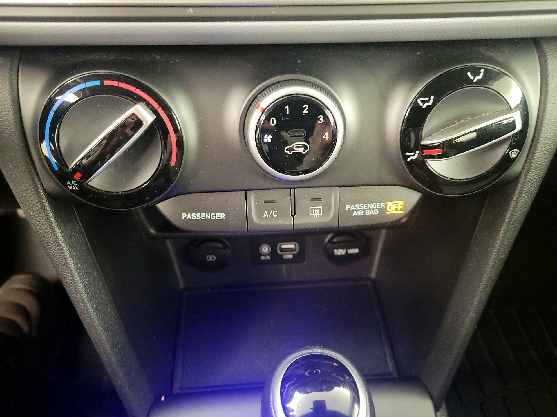 Thumbnail: 2020 Hyundai Kona - 16