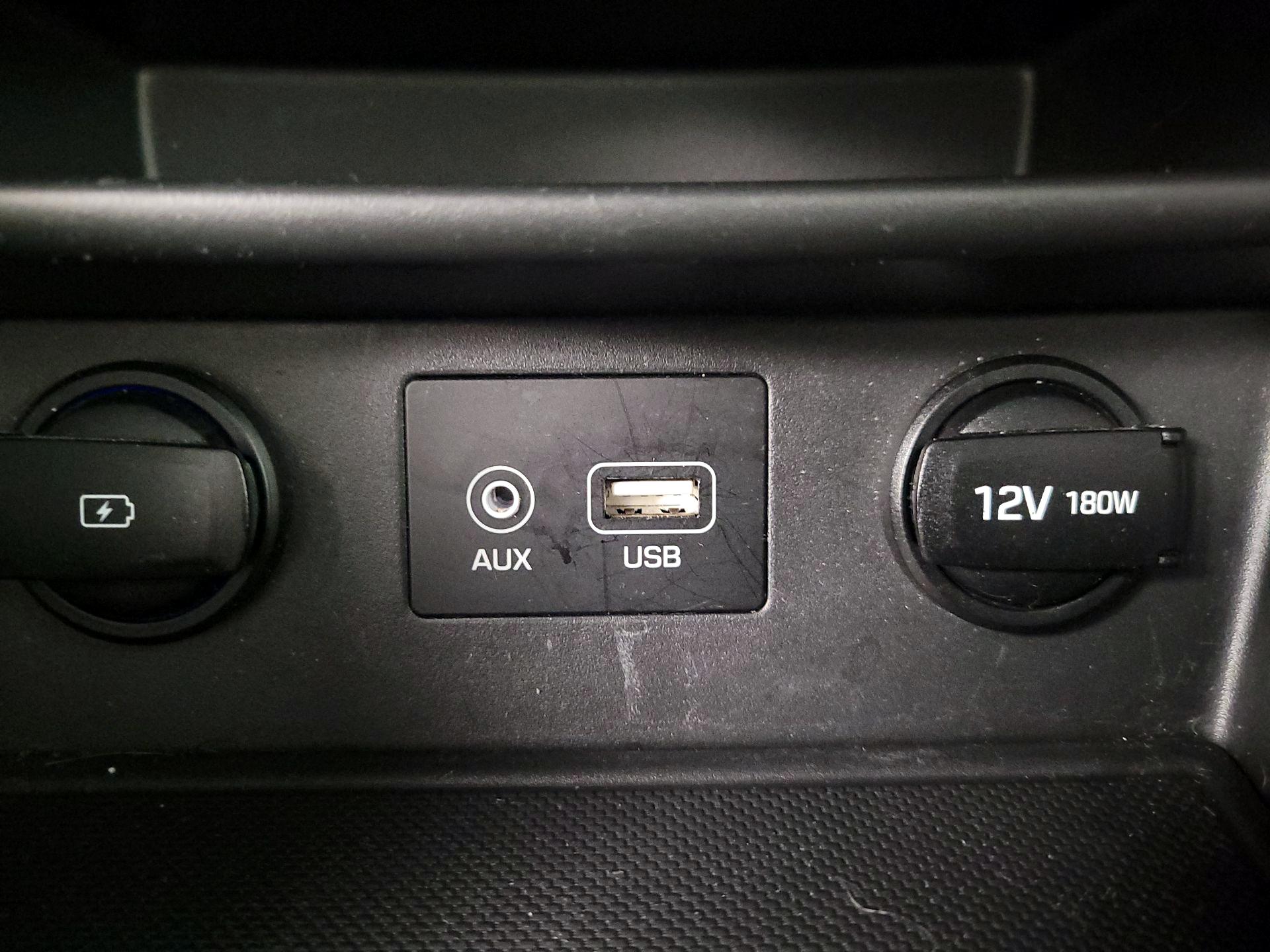 Thumbnail: 2020 Hyundai Kona - 18