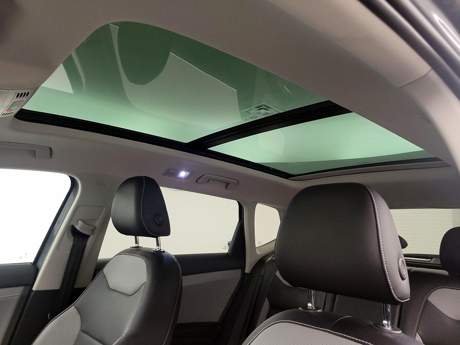 Thumbnail: 2022 Volkswagen Taos - 20