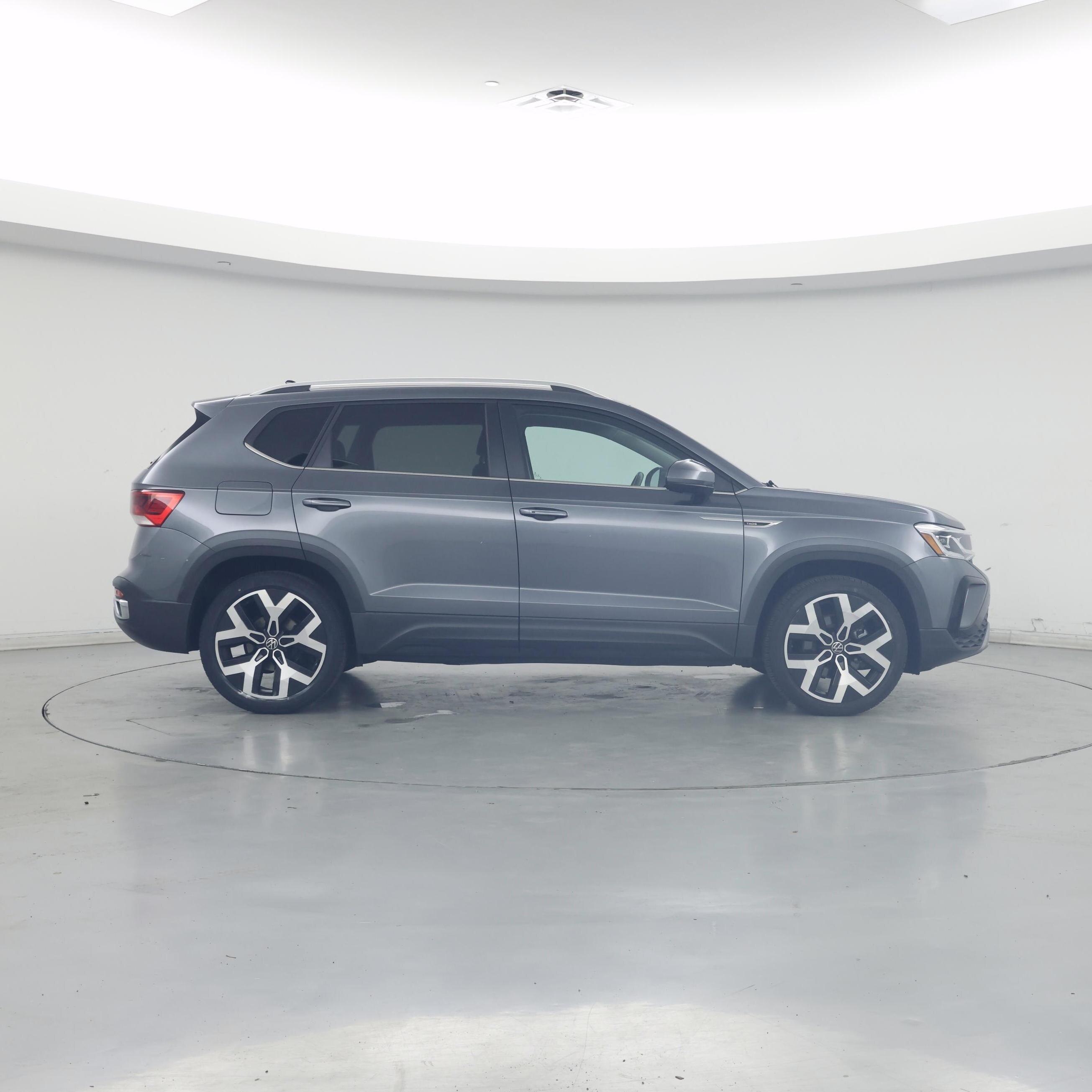 Thumbnail: 2022 Volkswagen Taos - 7