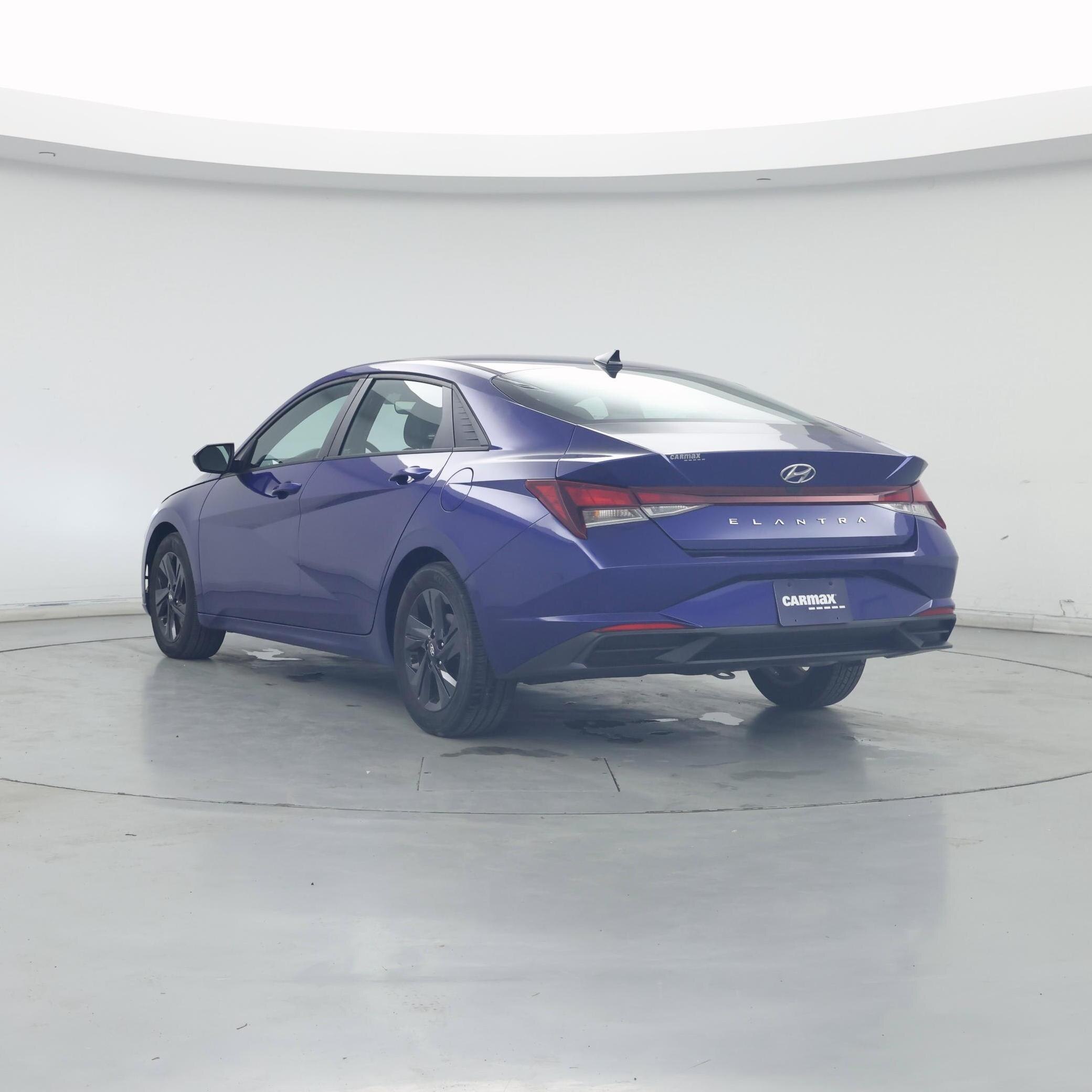 Thumbnail: 2022 Hyundai Elantra - 2