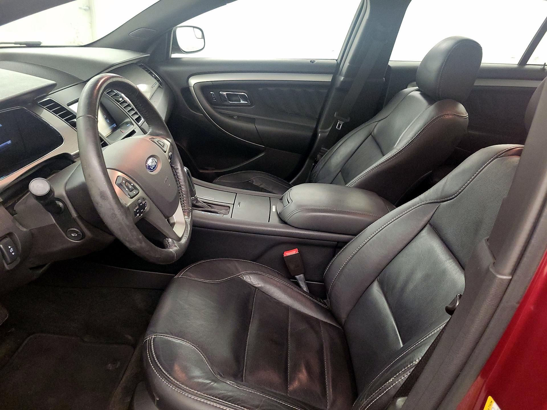 Thumbnail: 2015 Ford Taurus - 11