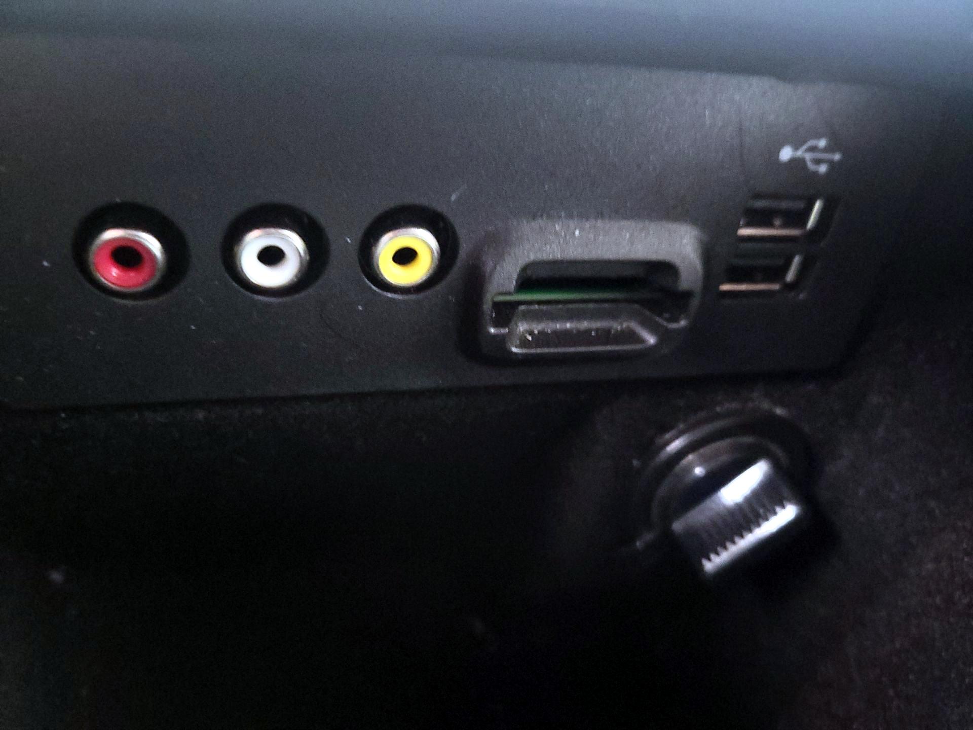 Thumbnail: 2015 Ford Taurus - 17