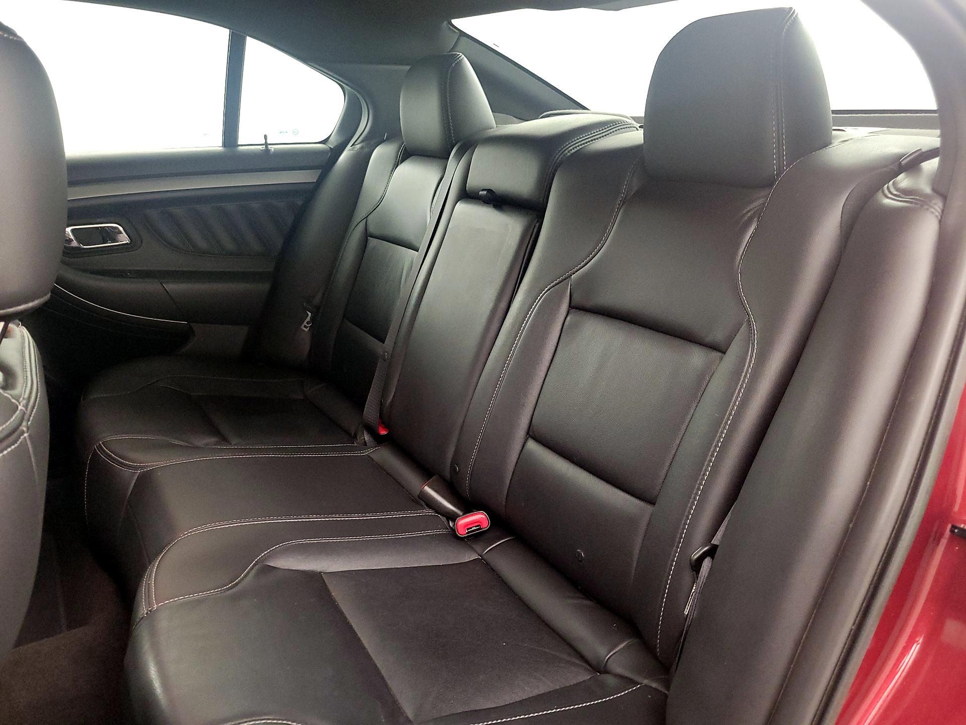 Thumbnail: 2015 Ford Taurus - 19