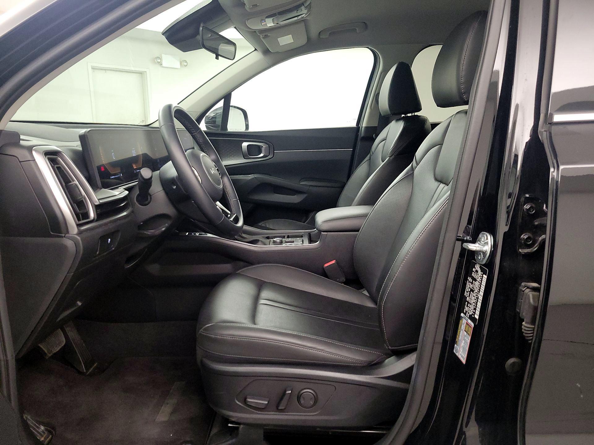 Thumbnail: 2024 Kia Sorento - 11