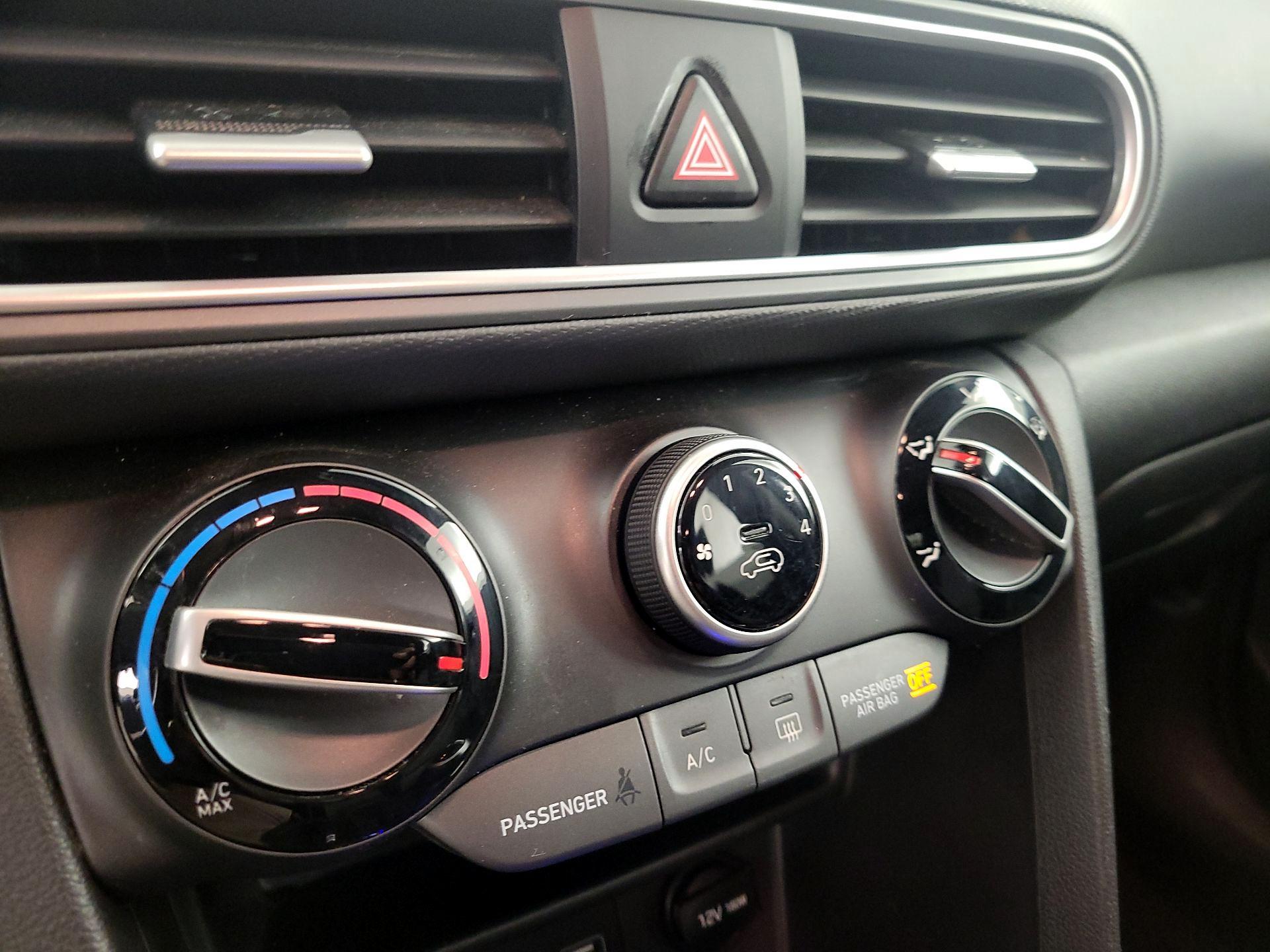 Thumbnail: 2021 Hyundai Kona - 16