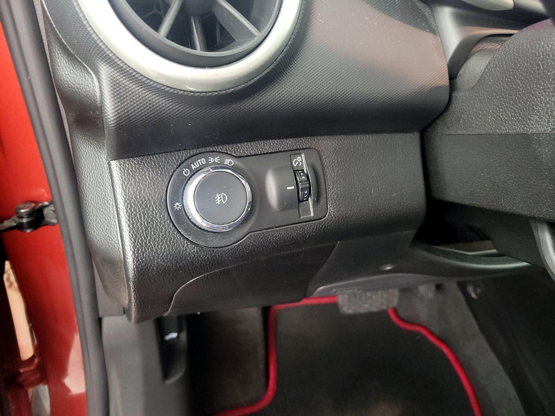 Thumbnail: 2020 Chevrolet Sonic - 13