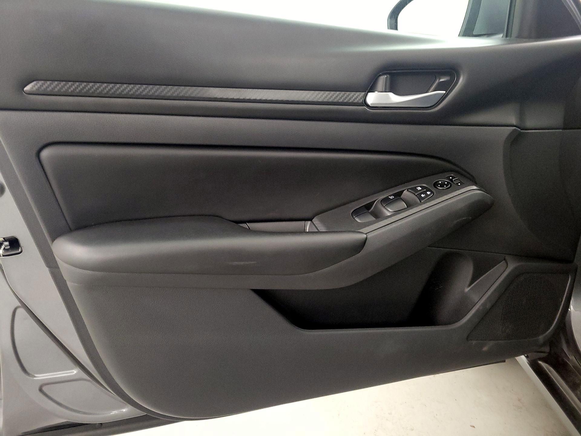 Thumbnail: 2021 Nissan Altima - 12