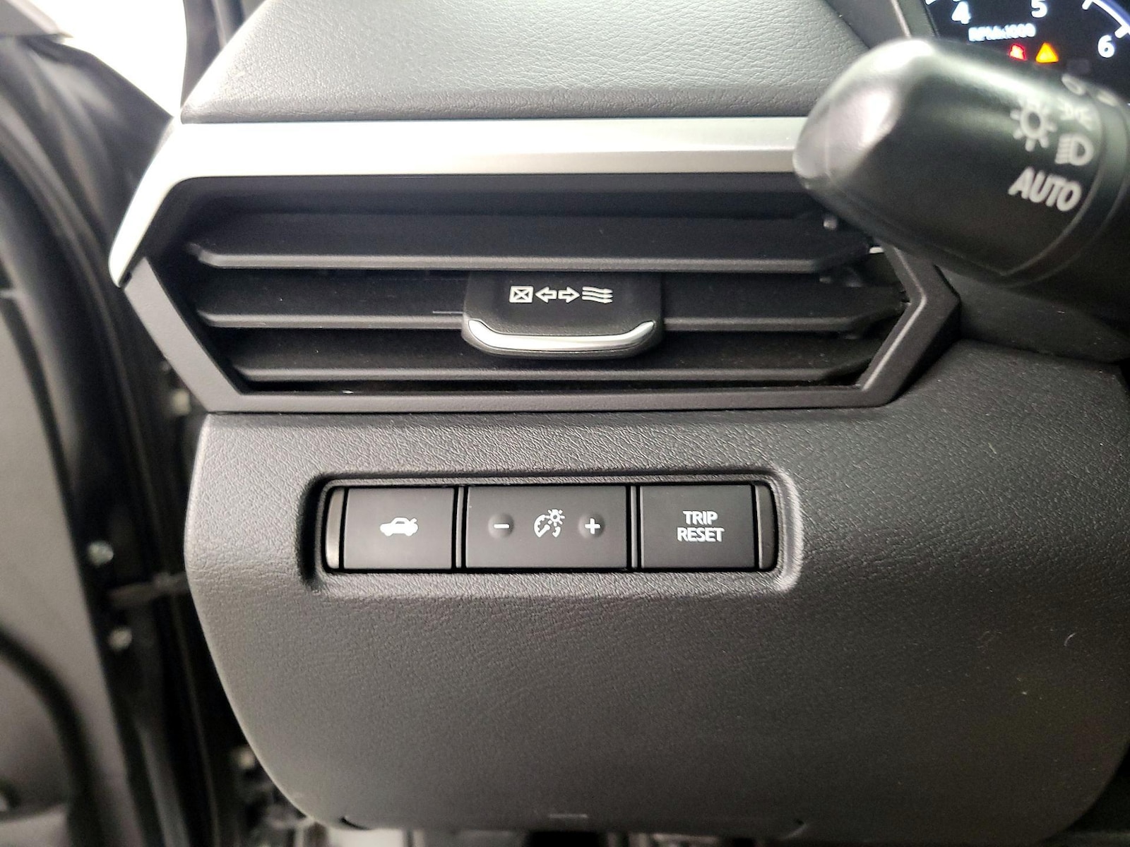 2021 Nissan Altima S - Photo 14