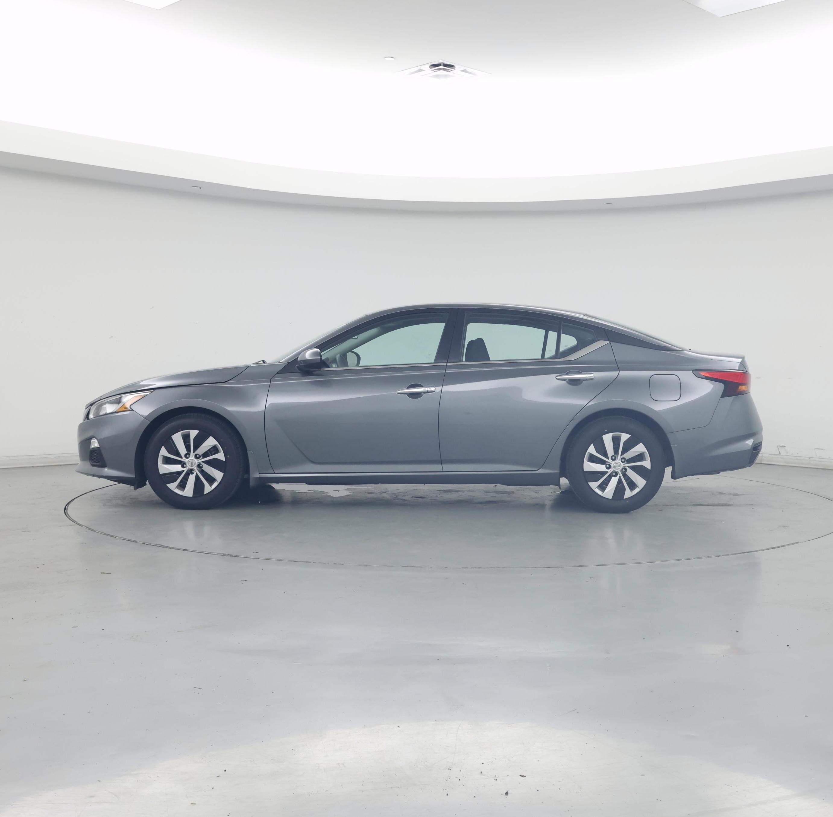 Thumbnail: 2021 Nissan Altima - 3