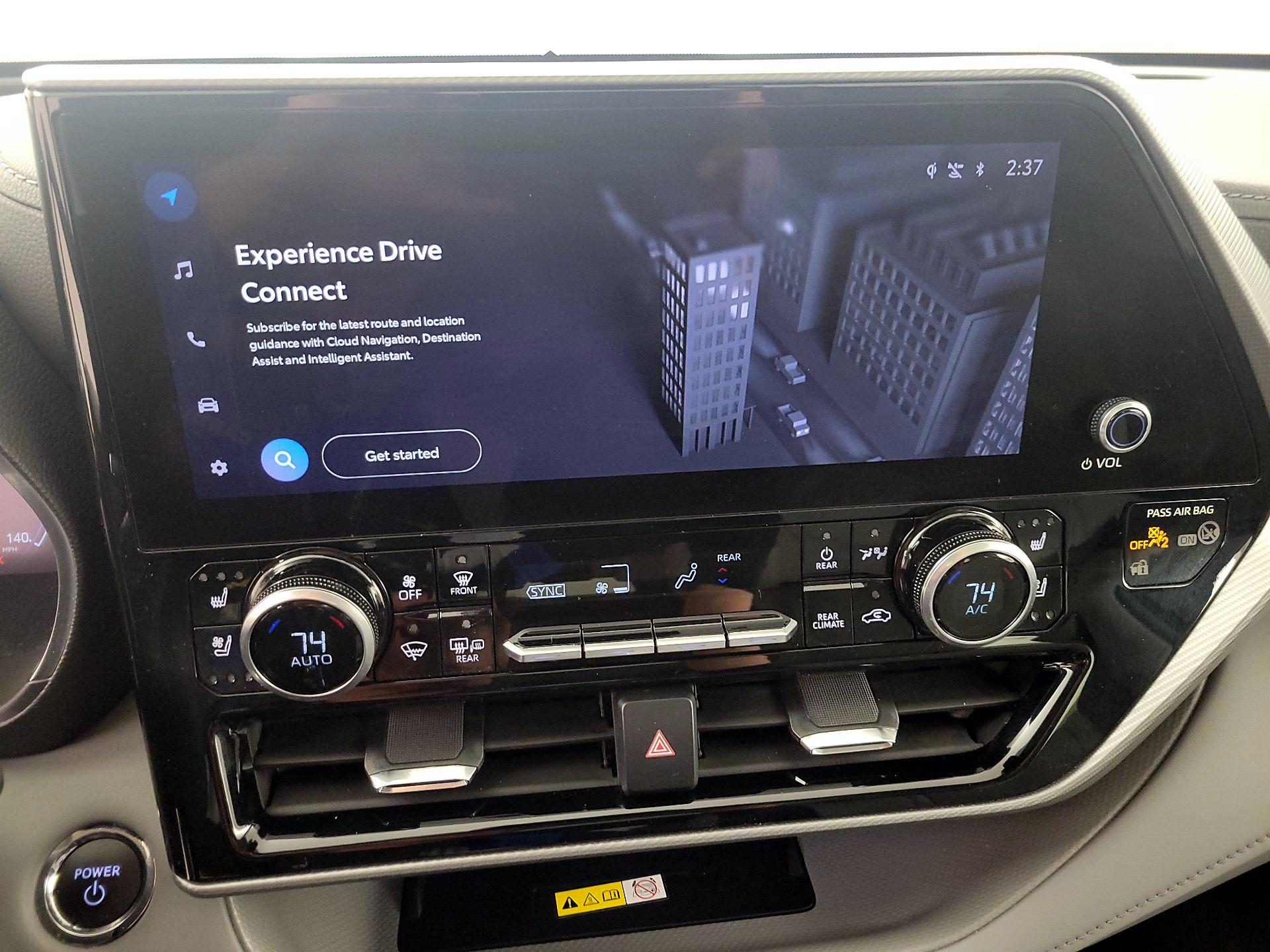 Thumbnail: 2023 Toyota Highlander - 14