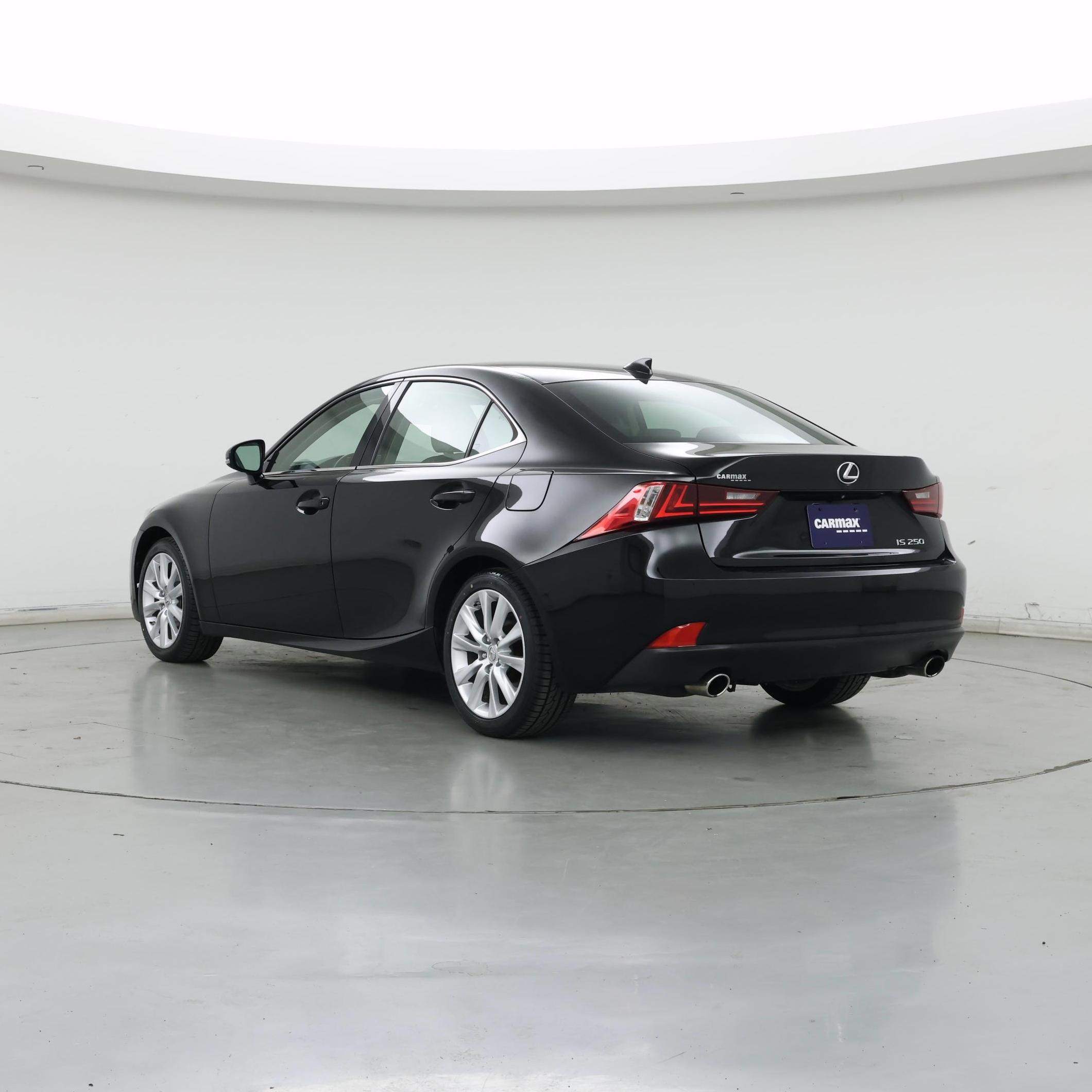 Thumbnail: 2015 Lexus IS - 2