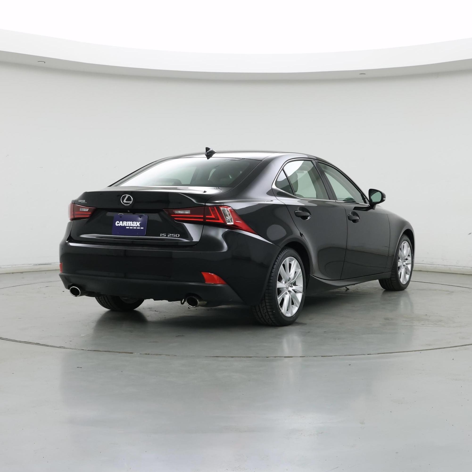 Thumbnail: 2015 Lexus IS - 8