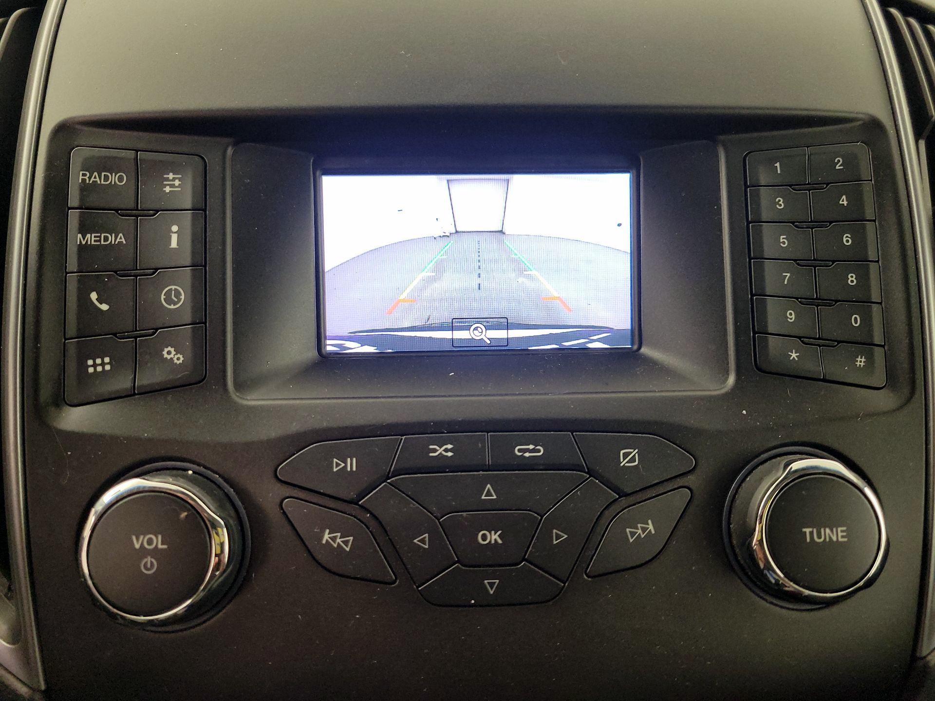 Thumbnail: 2019 Ford Edge - 14