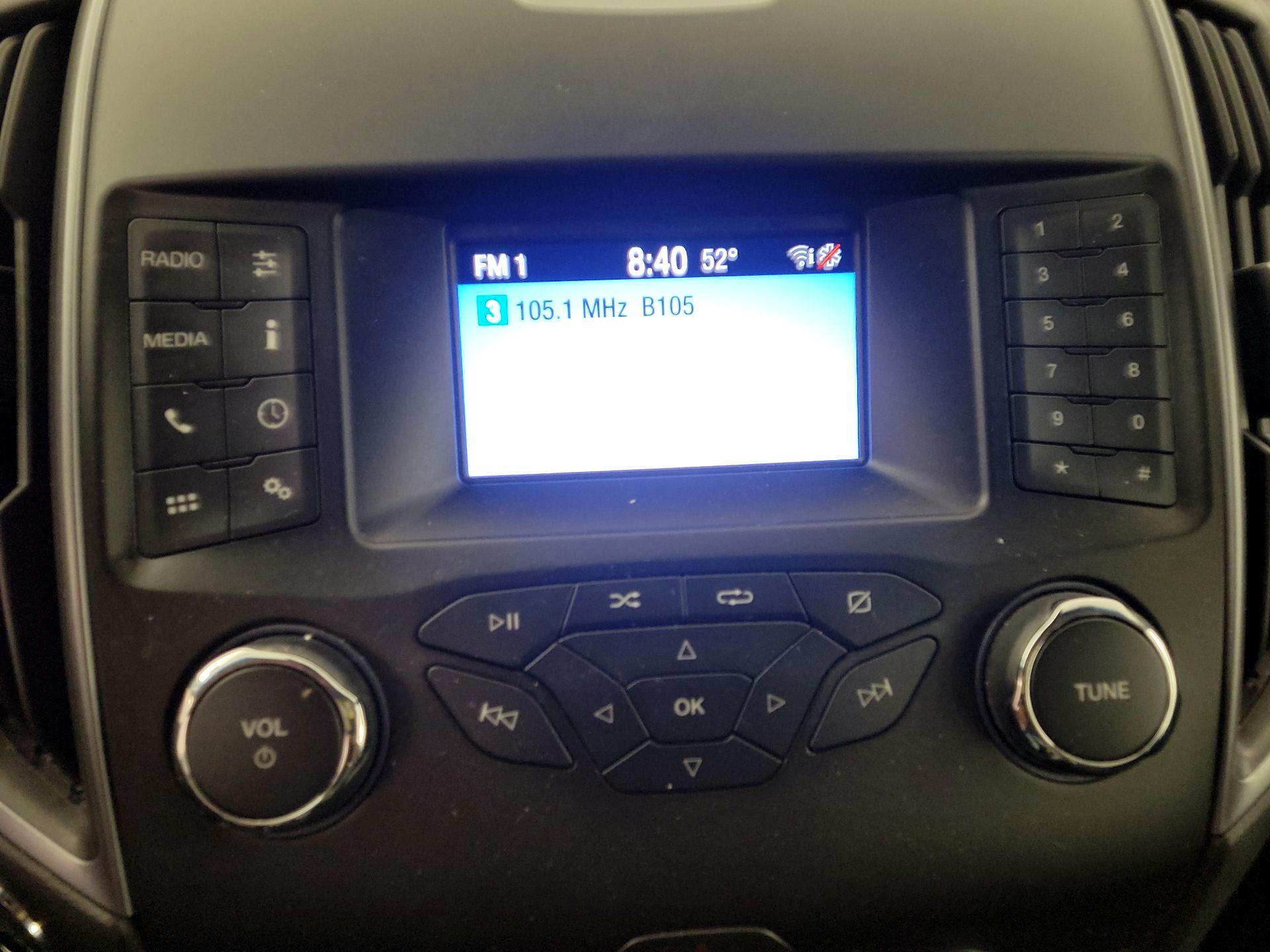 Thumbnail: 2019 Ford Edge - 15