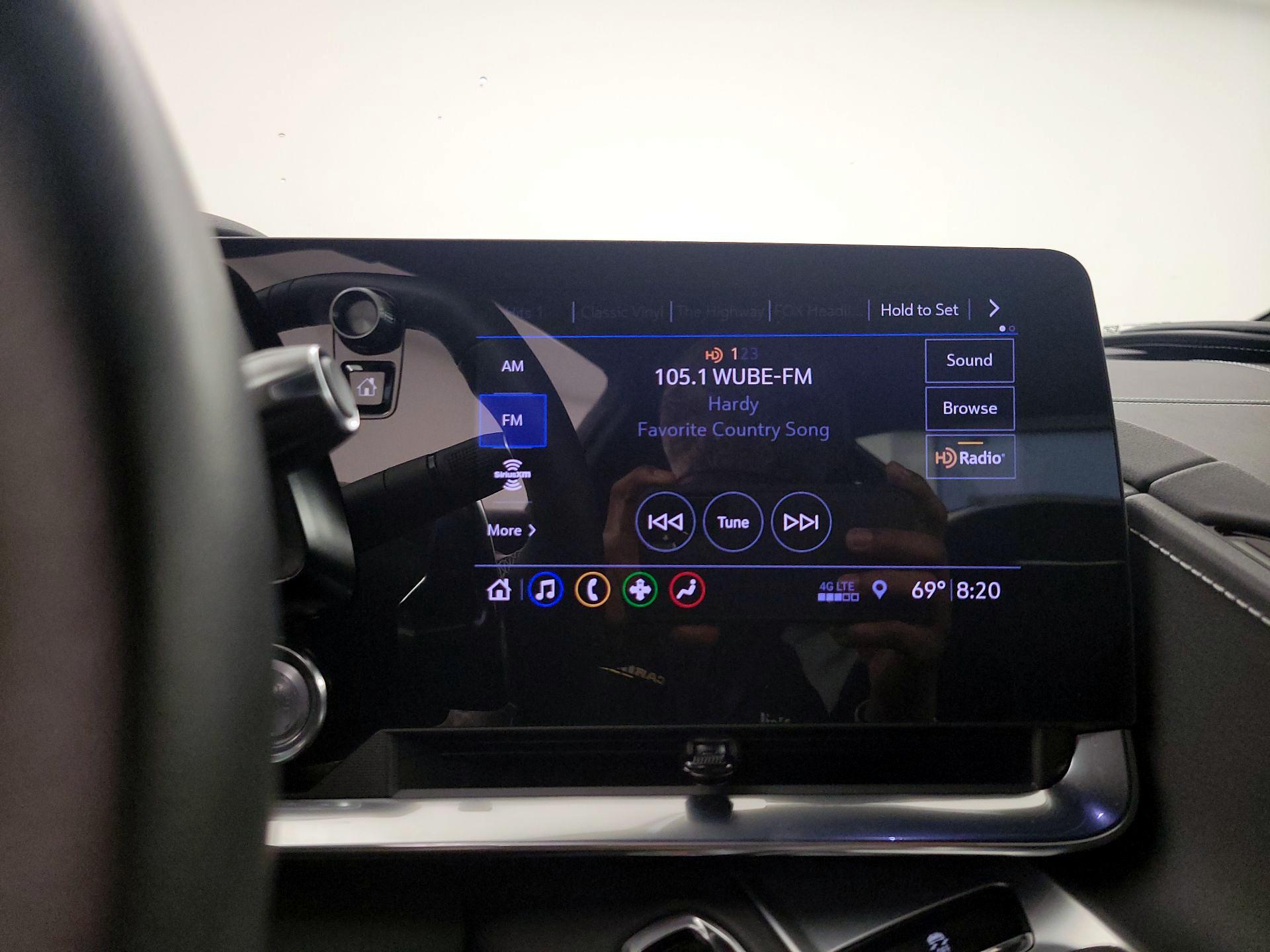 Thumbnail: 2020 Chevrolet Corvette - 15