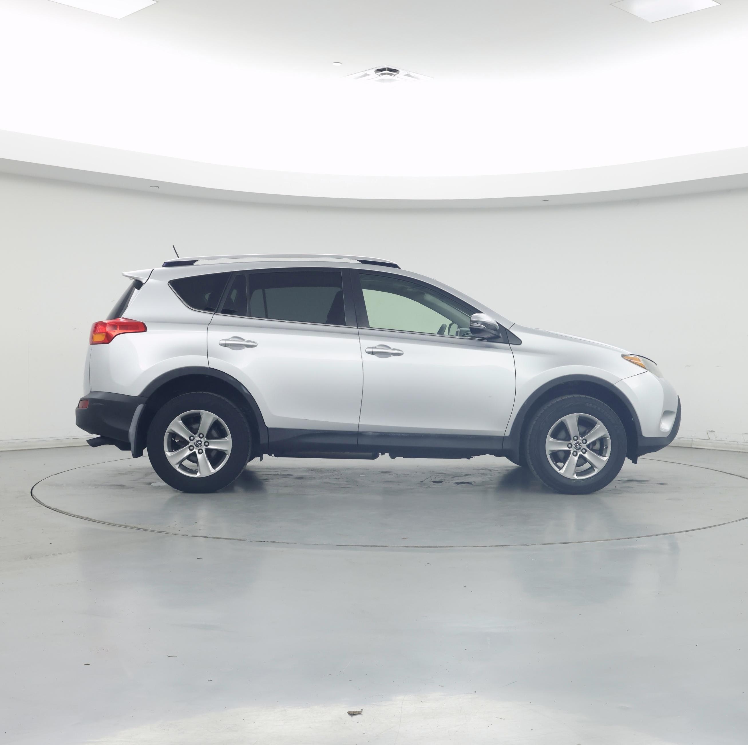 Thumbnail: 2015 Toyota RAV4 - 7