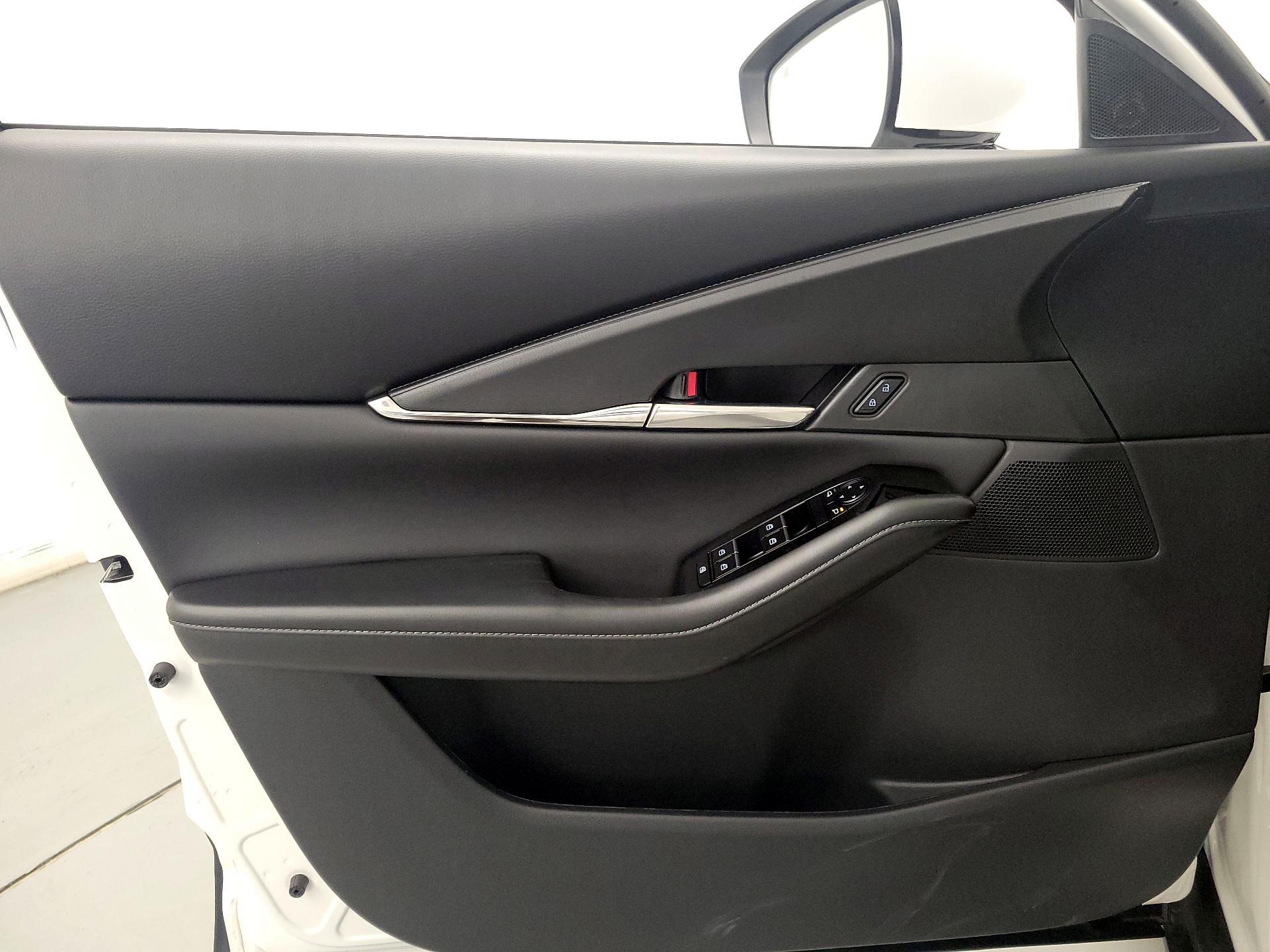 Thumbnail: 2025 Mazda CX-30 - 12