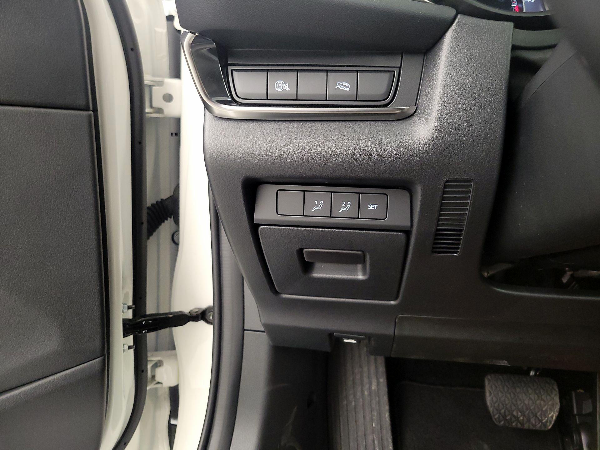 Thumbnail: 2025 Mazda CX-30 - 13