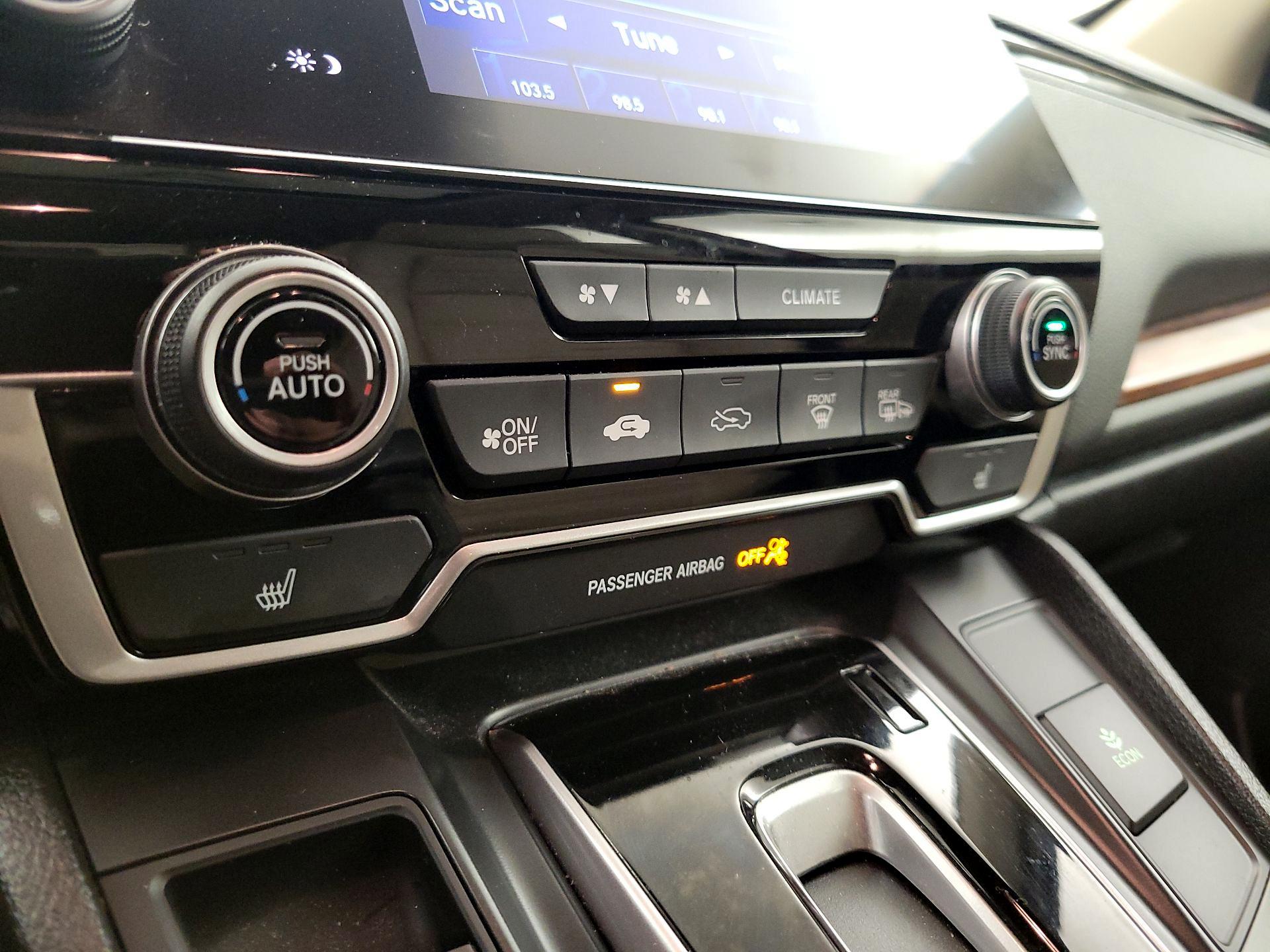 Thumbnail: 2017 Honda CR-V - 16