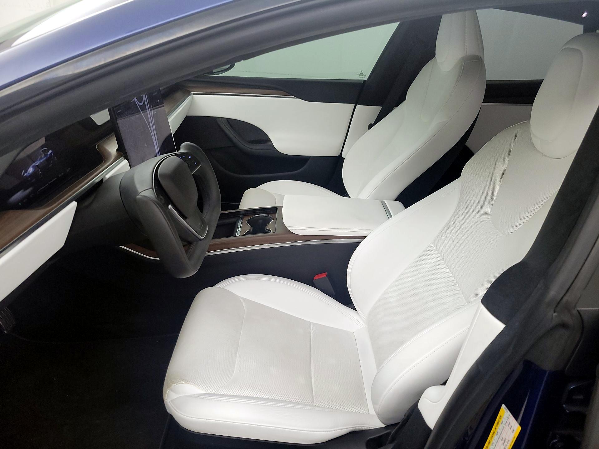 Thumbnail: 2022 Tesla Model S - 11