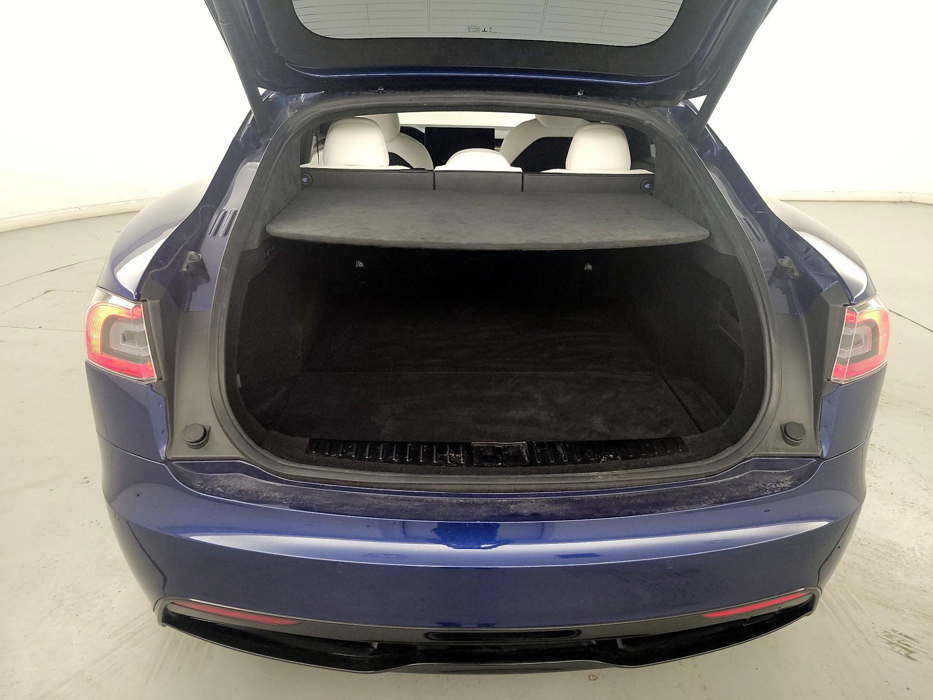 Thumbnail: 2022 Tesla Model S - 20