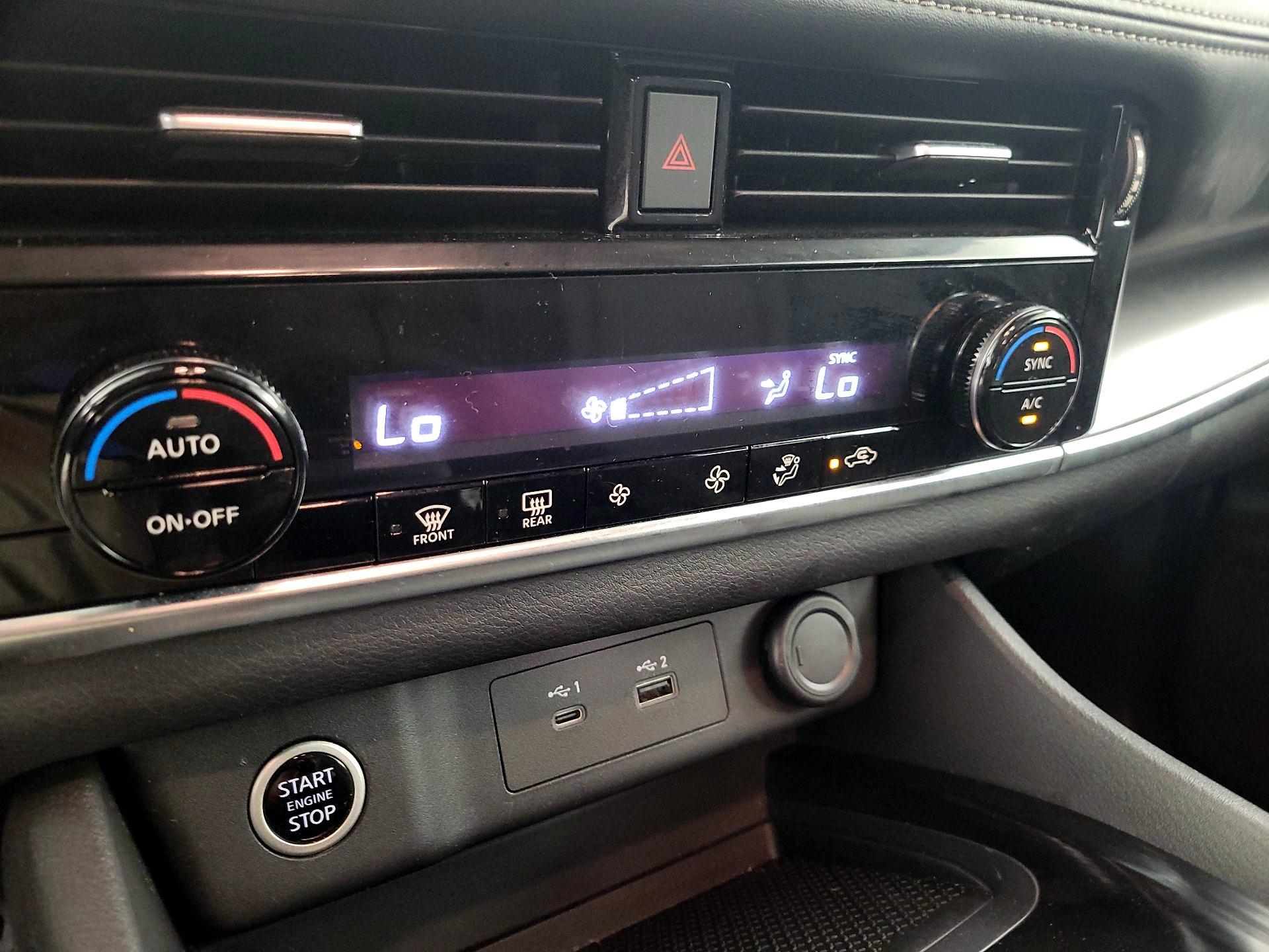 Thumbnail: 2021 Nissan Rogue - 16