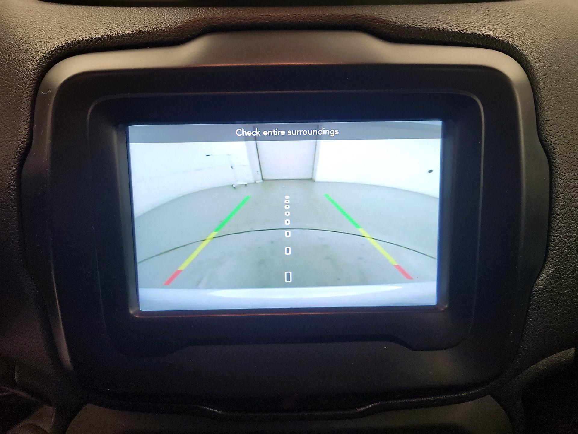 Thumbnail: 2021 Jeep Renegade - 14