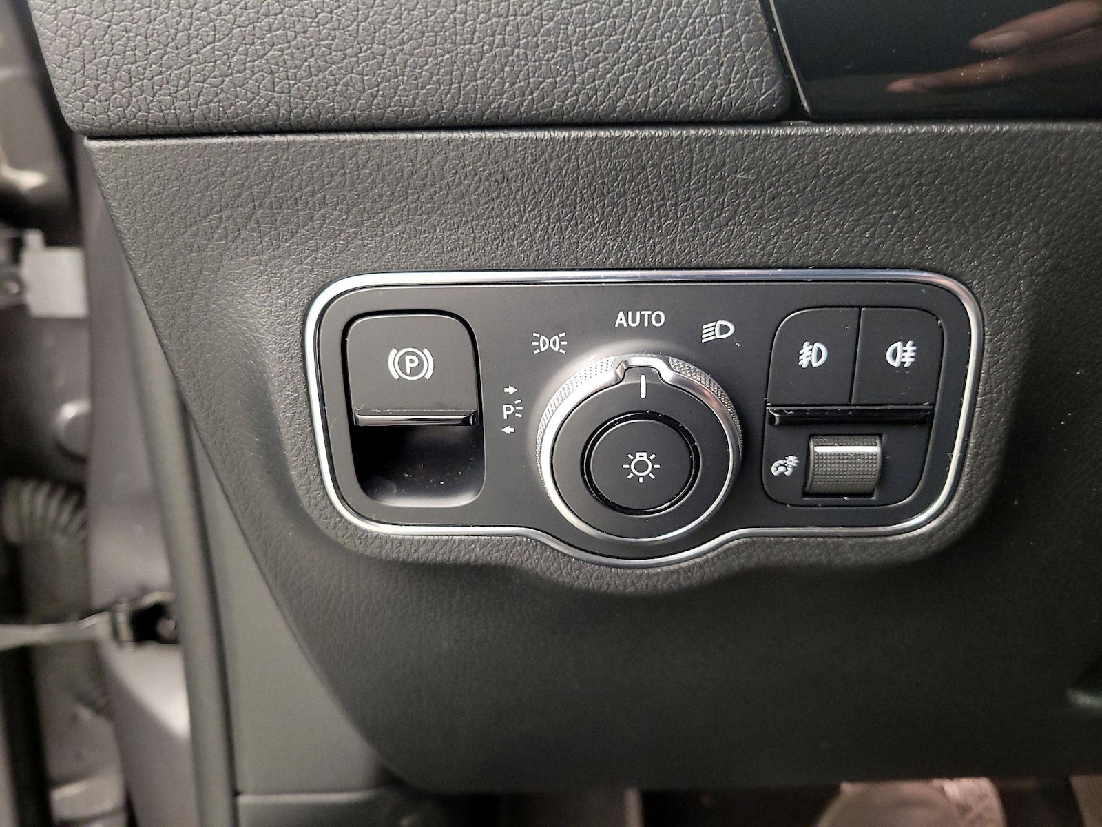 2021 Mercedes-Benz GLA GLA250 - Photo 14