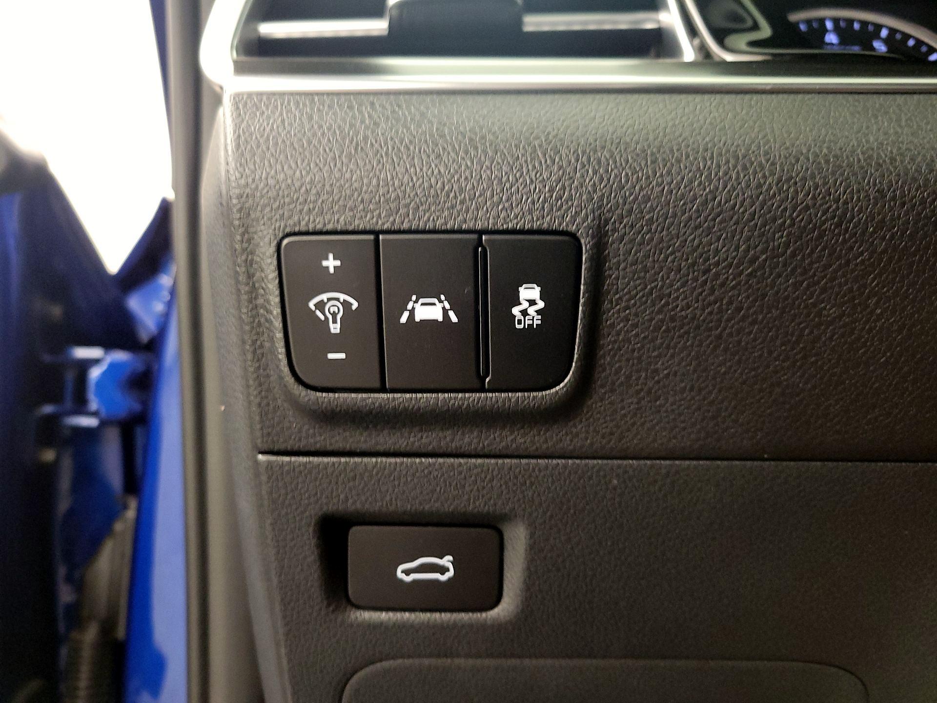 Thumbnail: 2021 Kia K5 - 13