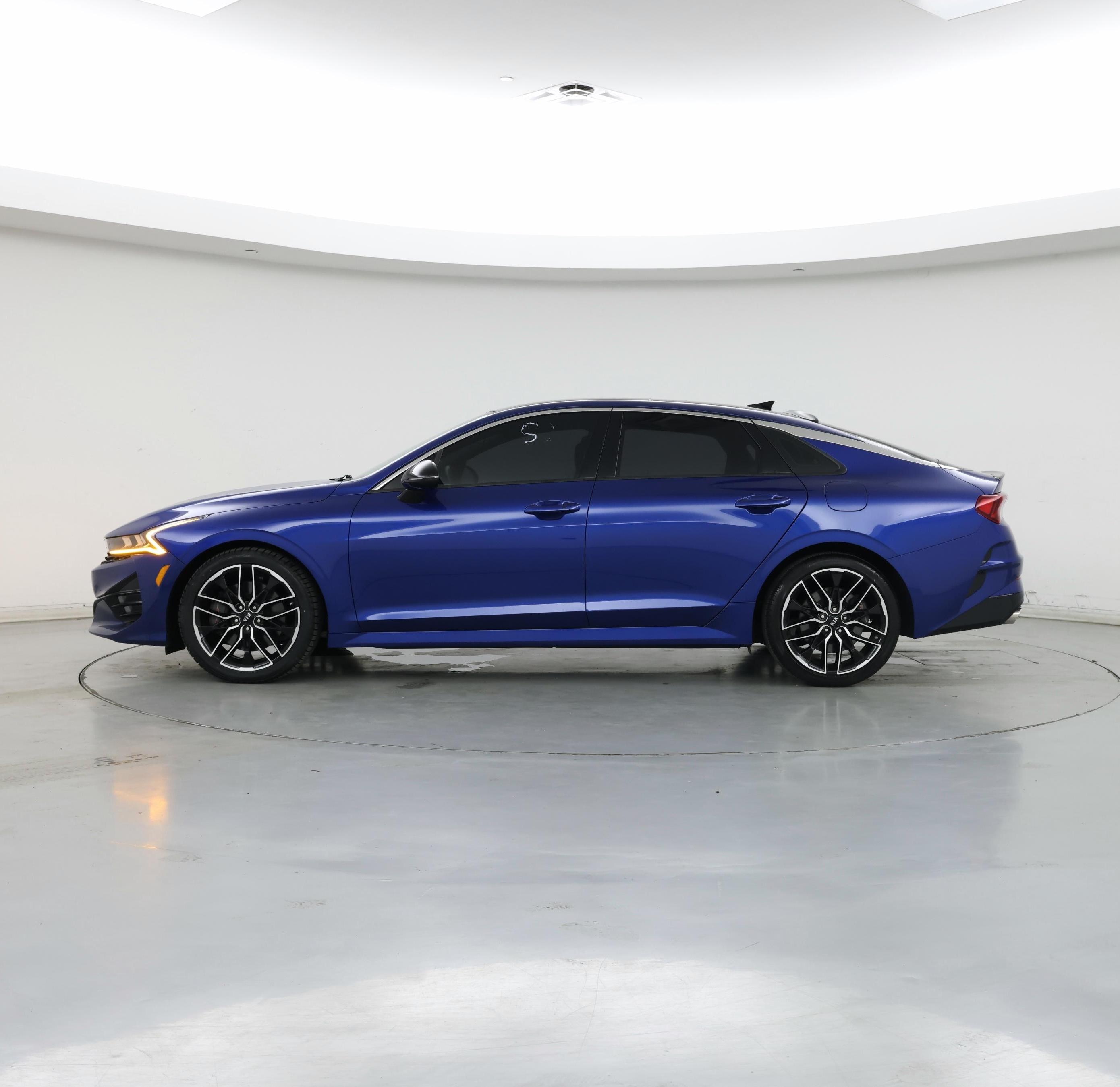 Thumbnail: 2021 Kia K5 - 3