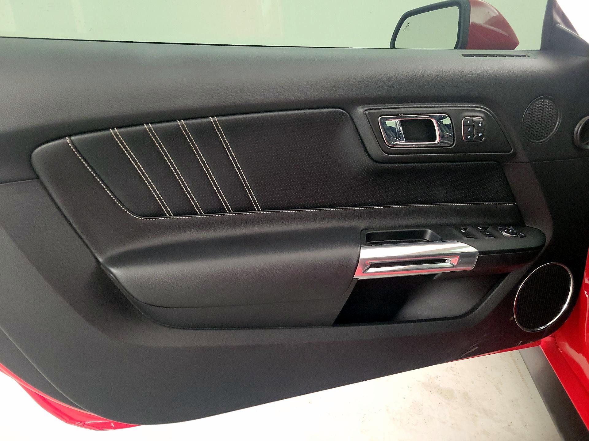 Thumbnail: 2015 Ford Mustang - 12