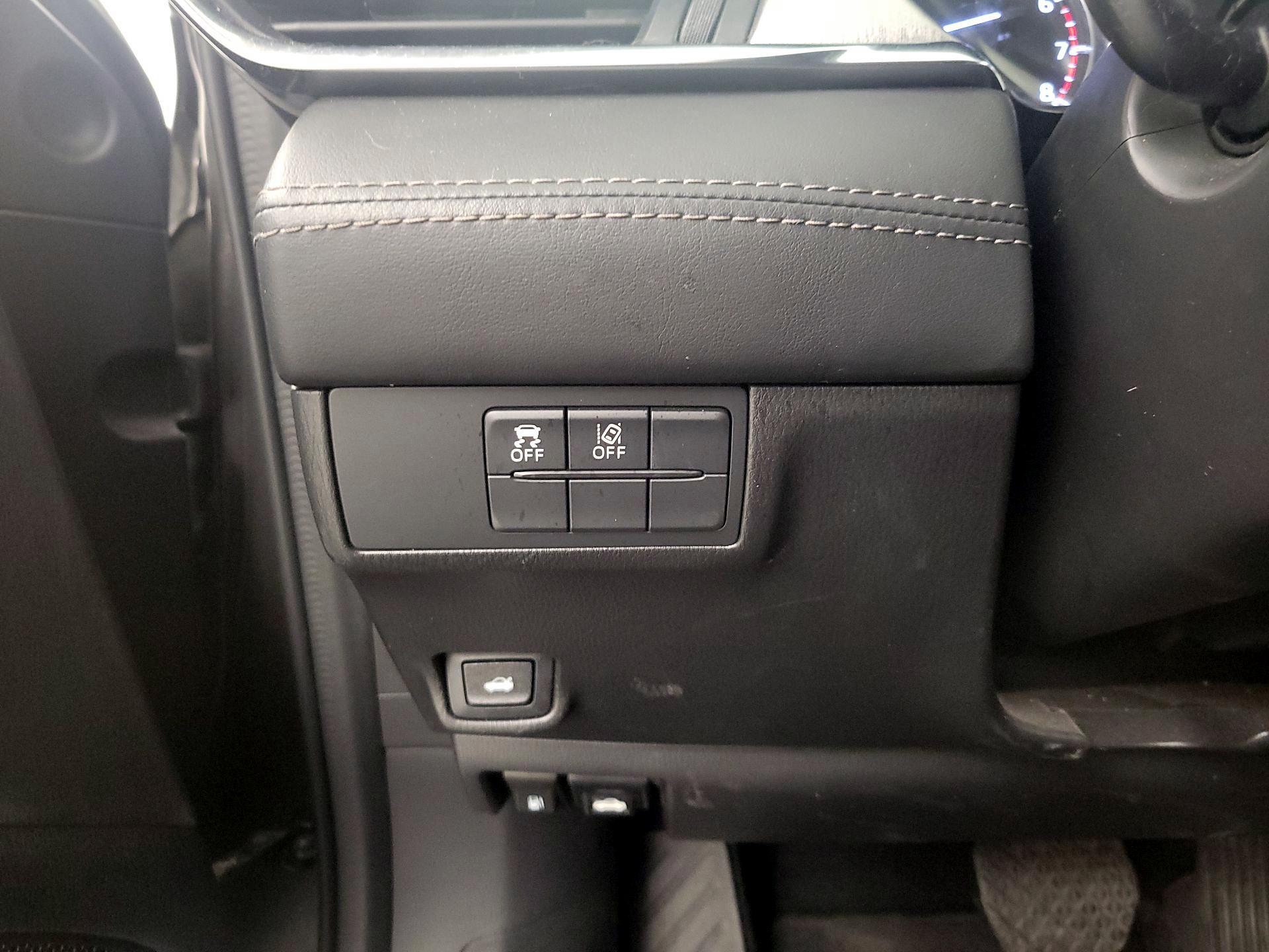 Thumbnail: 2018 Mazda Mazda6 - 13