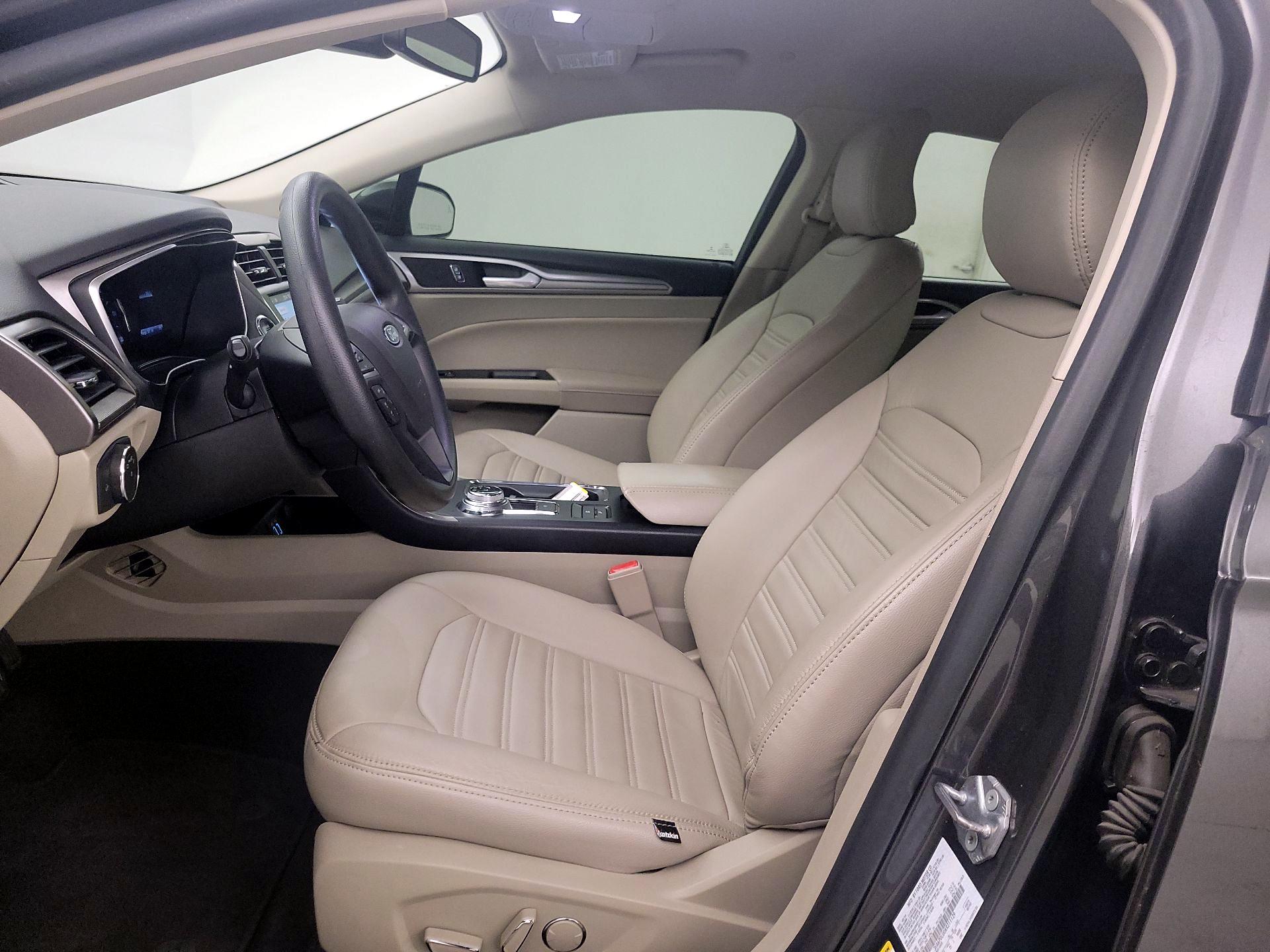 Thumbnail: 2019 Ford Fusion - 11