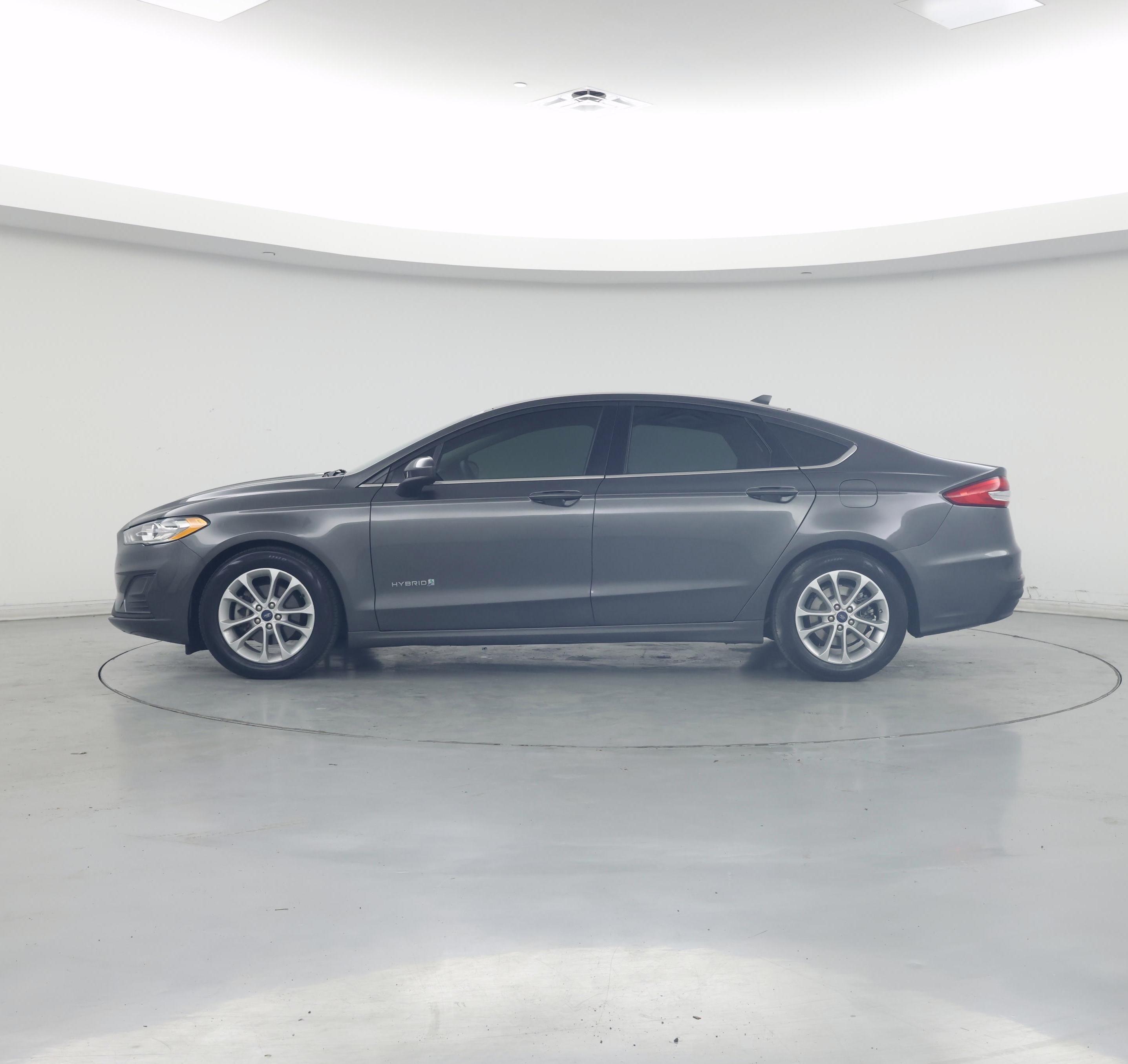 Thumbnail: 2019 Ford Fusion - 3