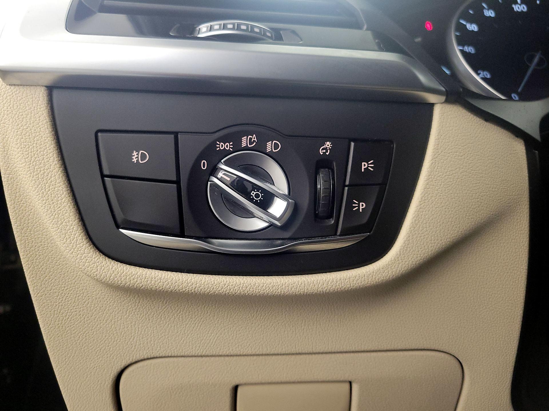 Thumbnail: 2019 BMW X3 - 13