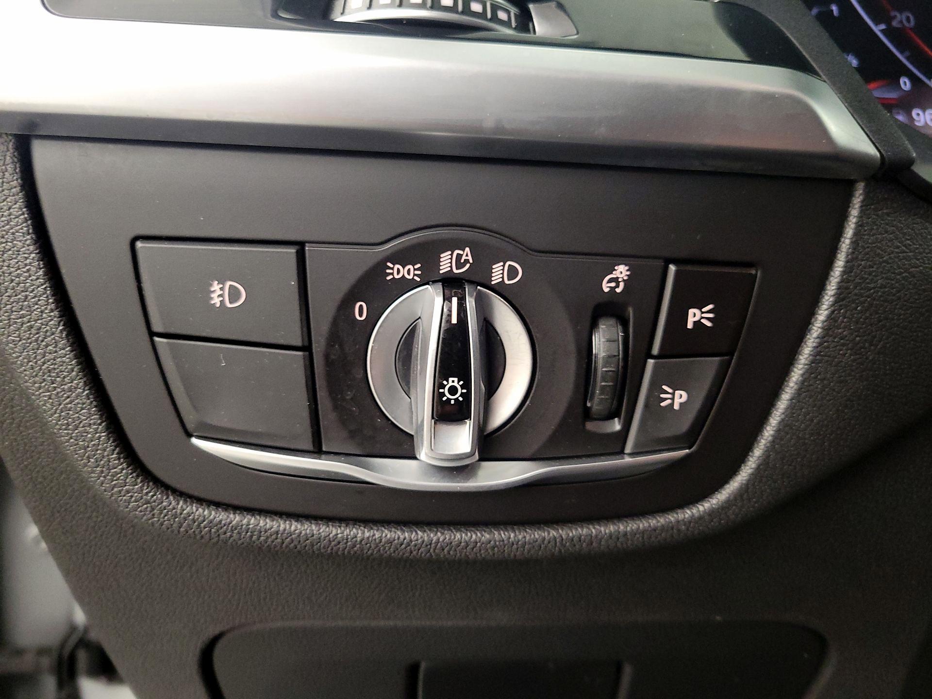 Thumbnail: 2020 BMW X3 - 13